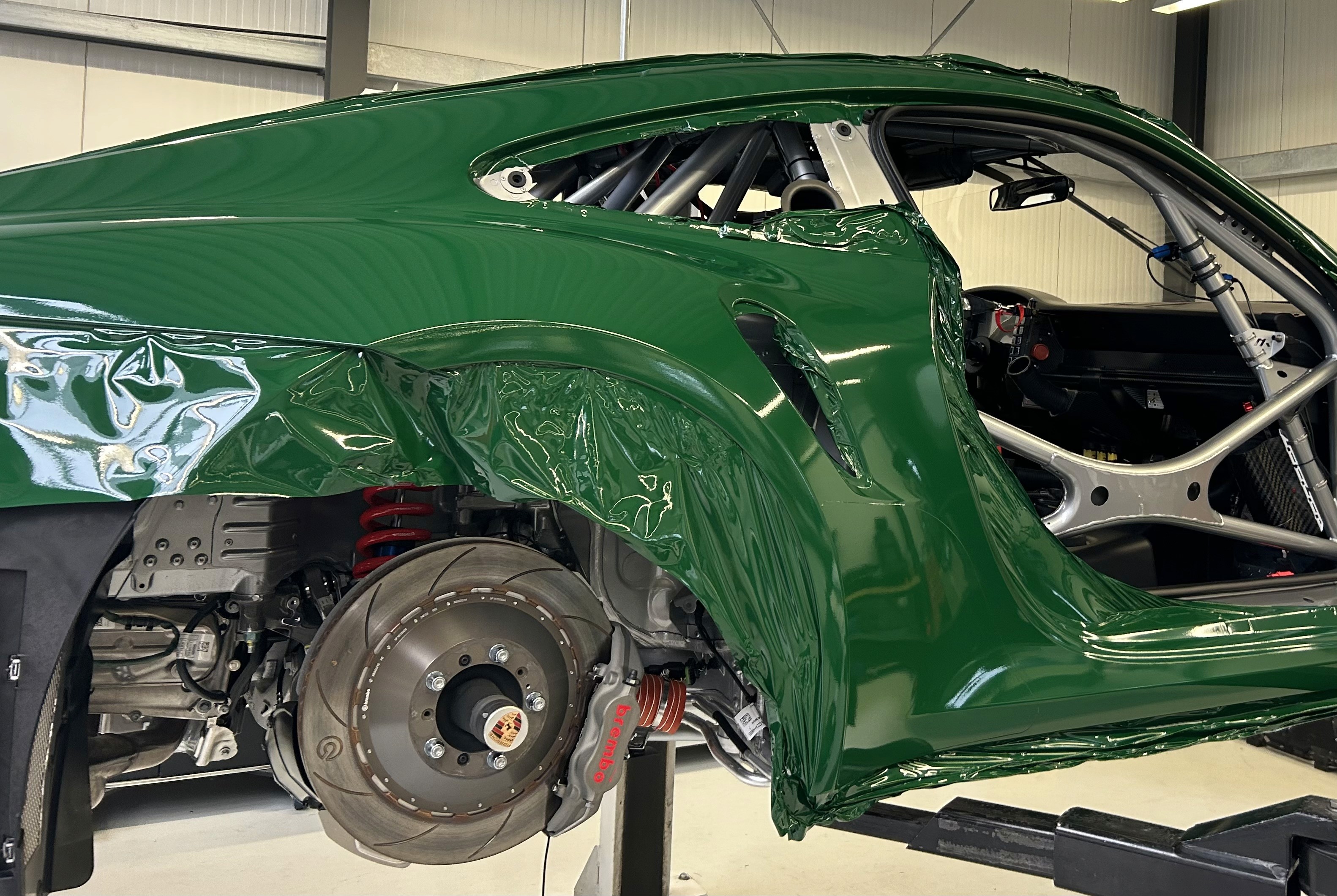 Hand die Folie verarbeitet