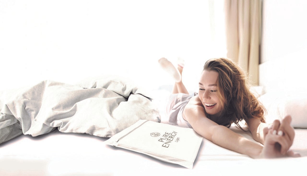 Green glass-metallic background with statistic cards