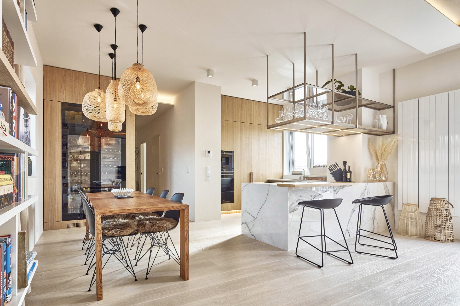 Lorem ipsum dolor sit amet, consectetur adipiscing elit. Mauris a imperdiet sem. Duis sodales eleifend ultrices. Curabitur congue aliquet velit nec iaculis.