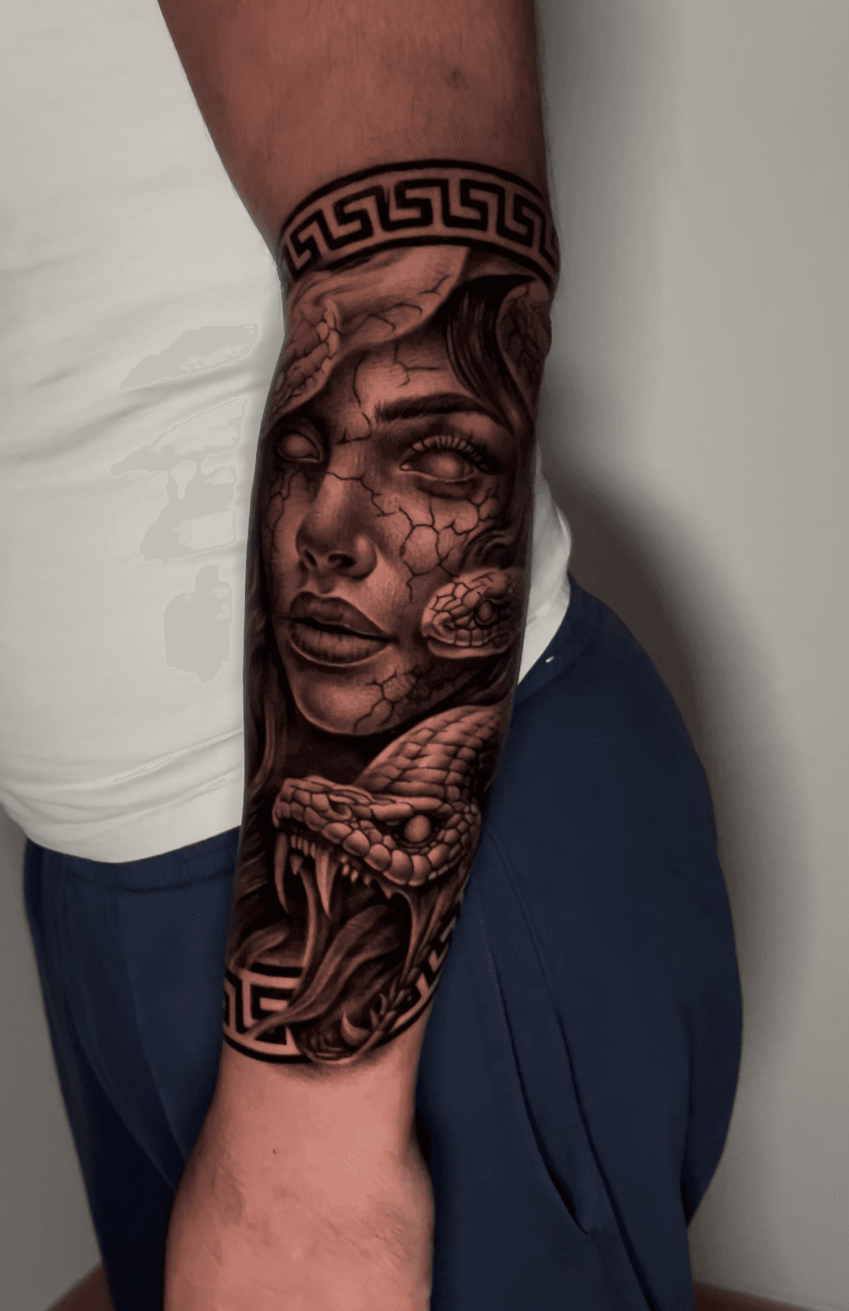 Medusa Tattoo auf Arm