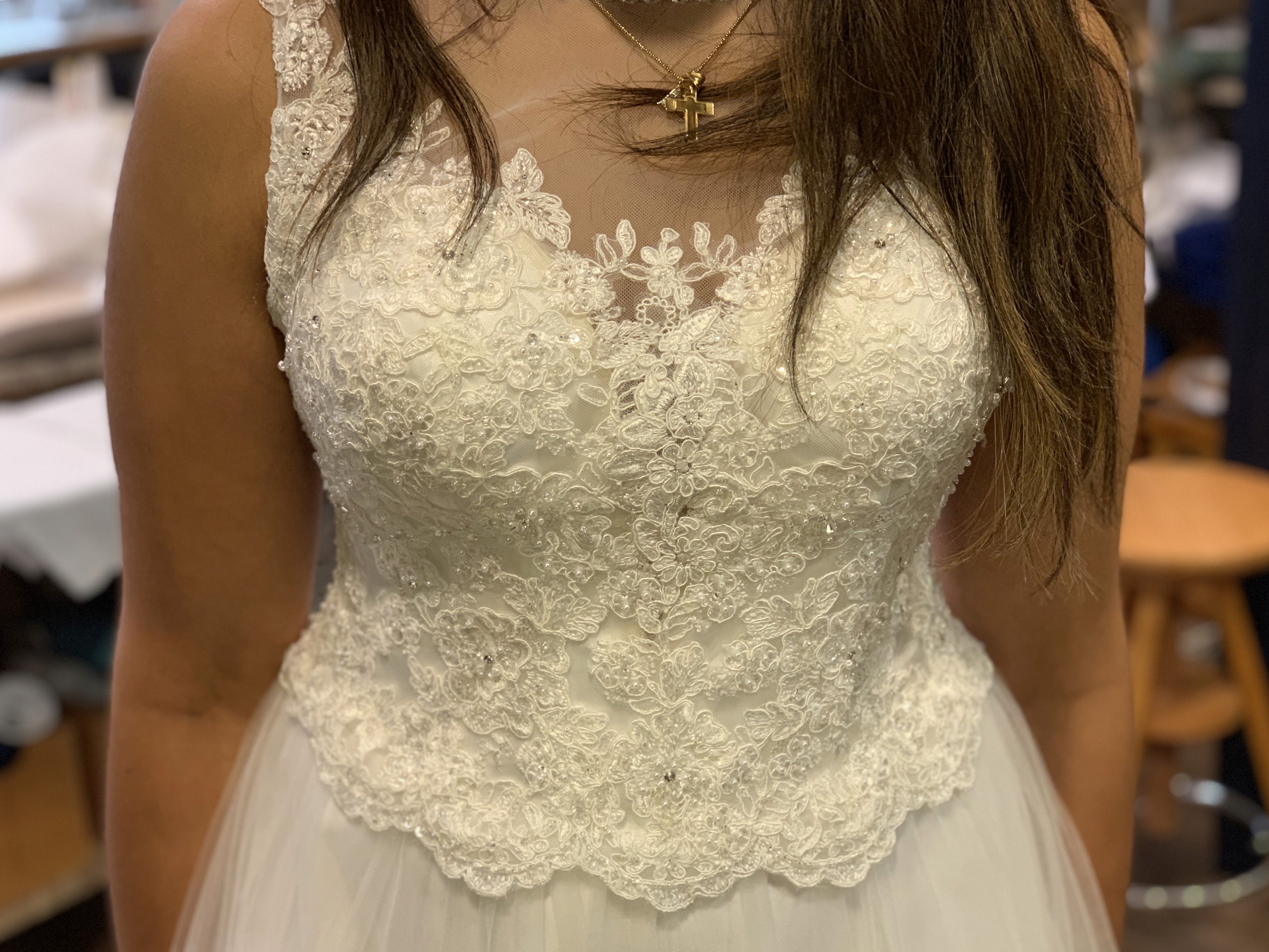 trouwjurk met korten mouwenop maat