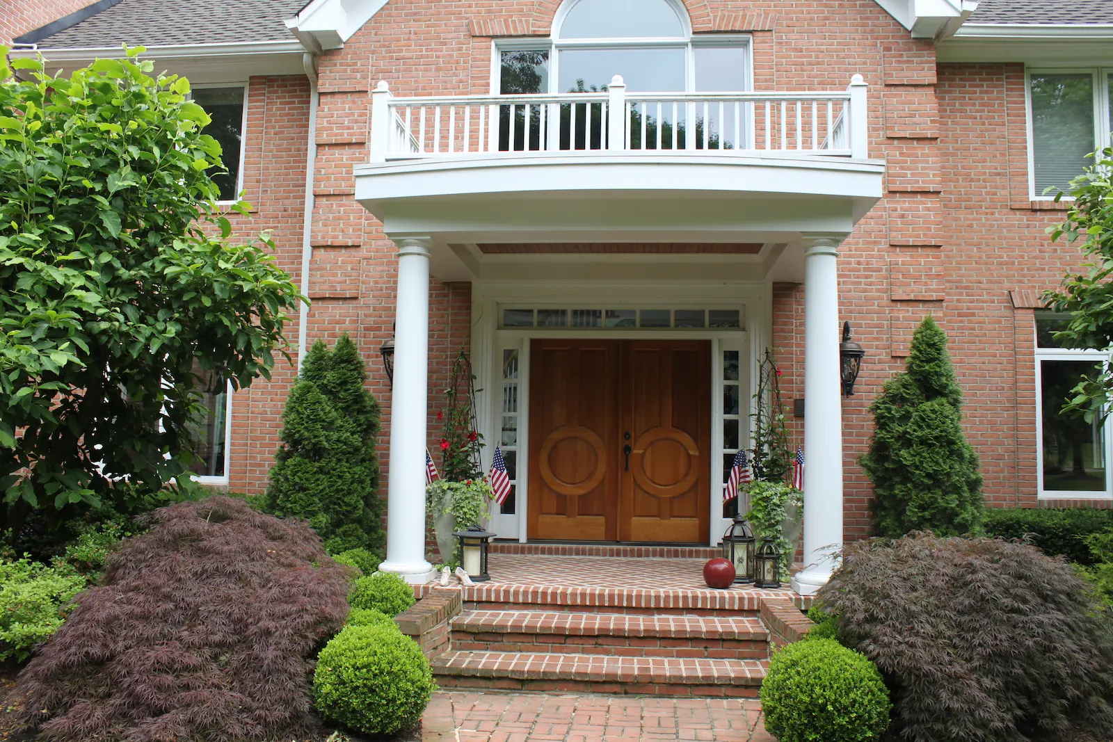 Sunroom and custom Deck
