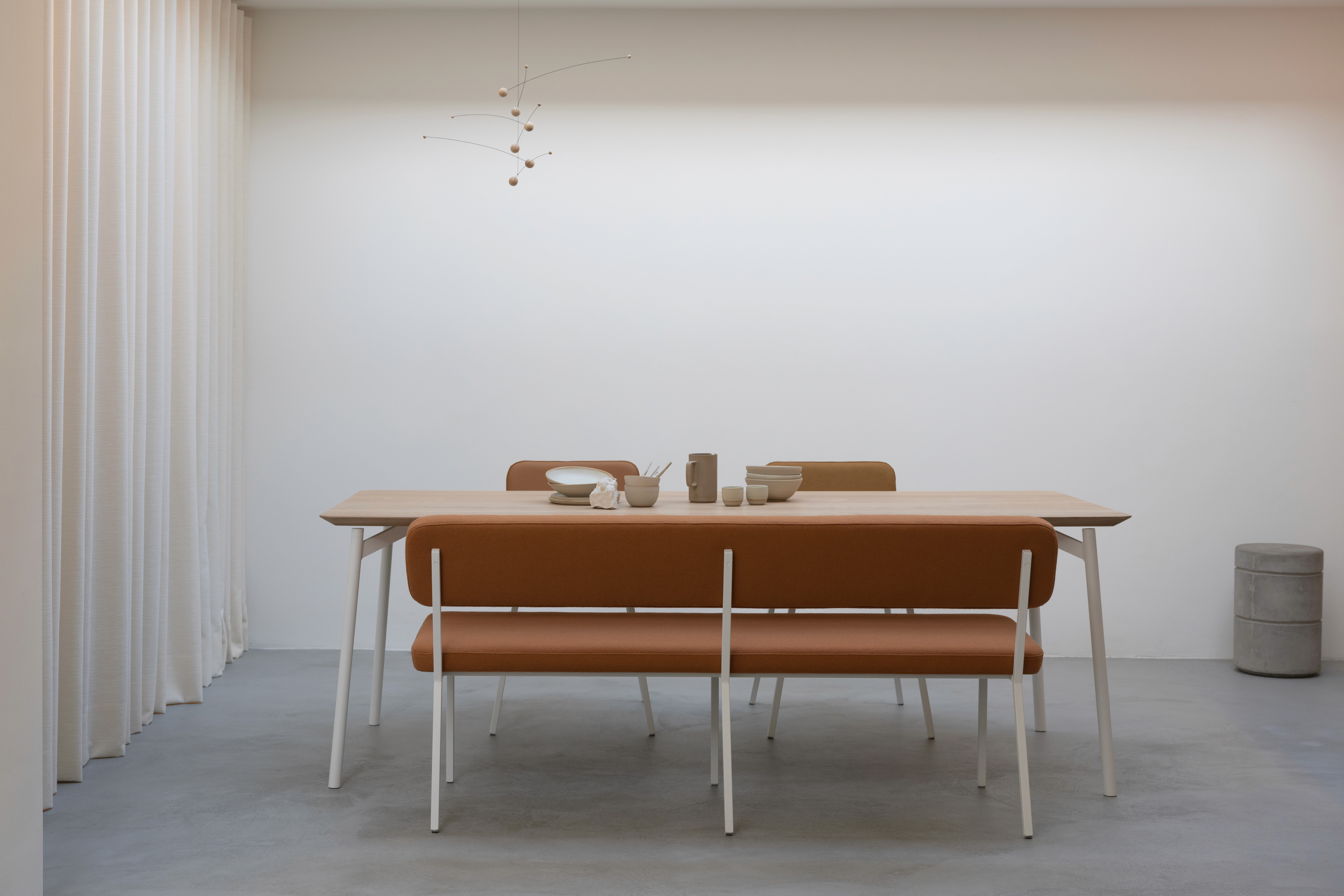 Studio Henk Coode bench wit onderstel