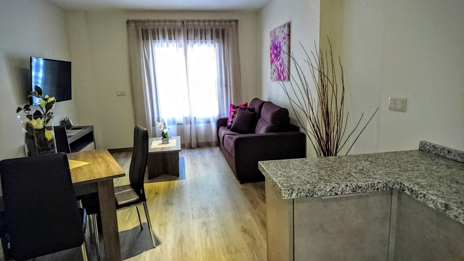 Habitación hostal el gallo Marbella