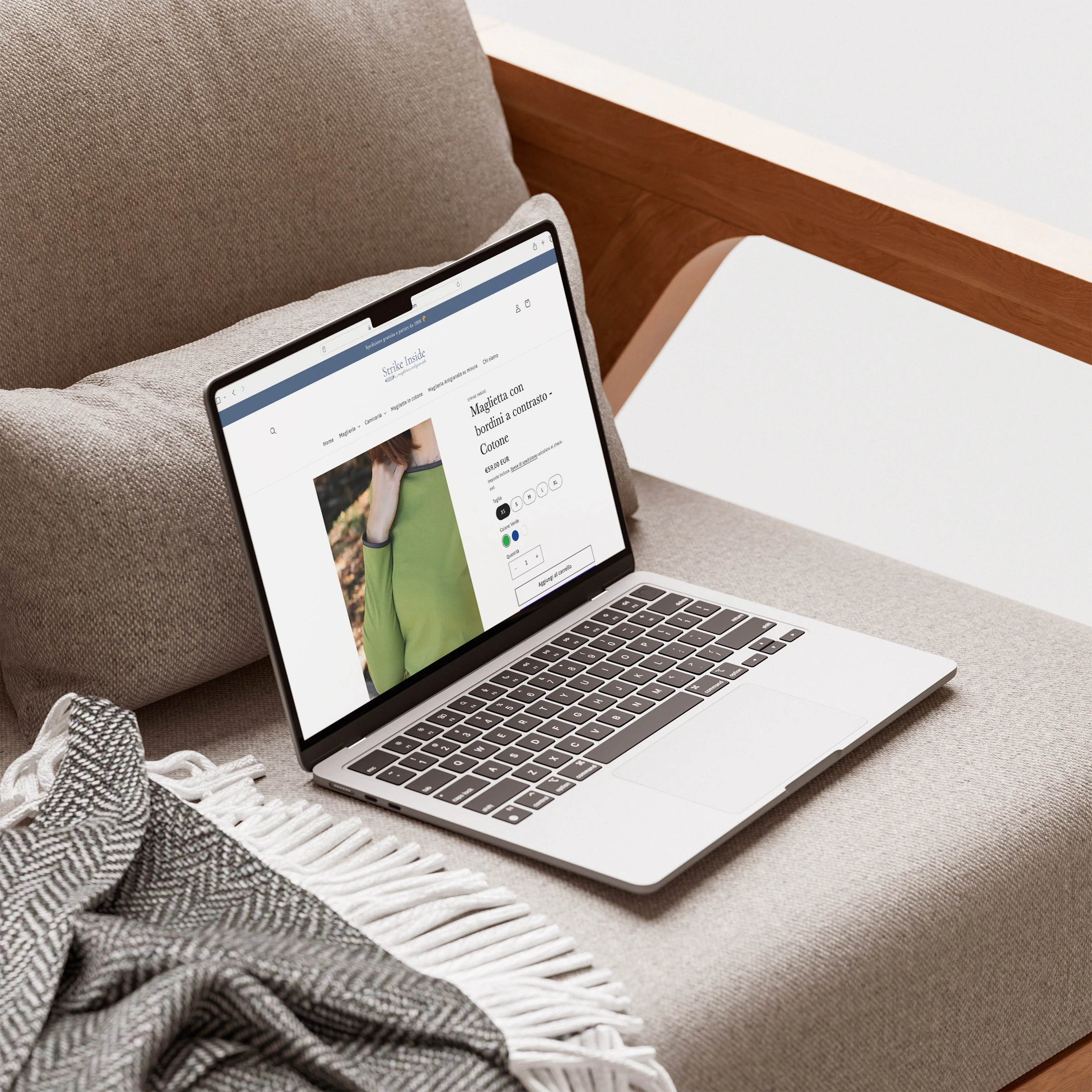 Aura Studio, agenzia di comunicazione di Genova, ha realizzato l’e-commerce Shopify per Strike Inside: sviluppo sito, aggiornamento costante della home, creazione di nuove pagine per collezioni e novità, caricamento prodotti con foto professionali e descrizioni ottimizzate. Servizio completo di gestione Shopify per brand di maglieria artigianale Made in Italy.