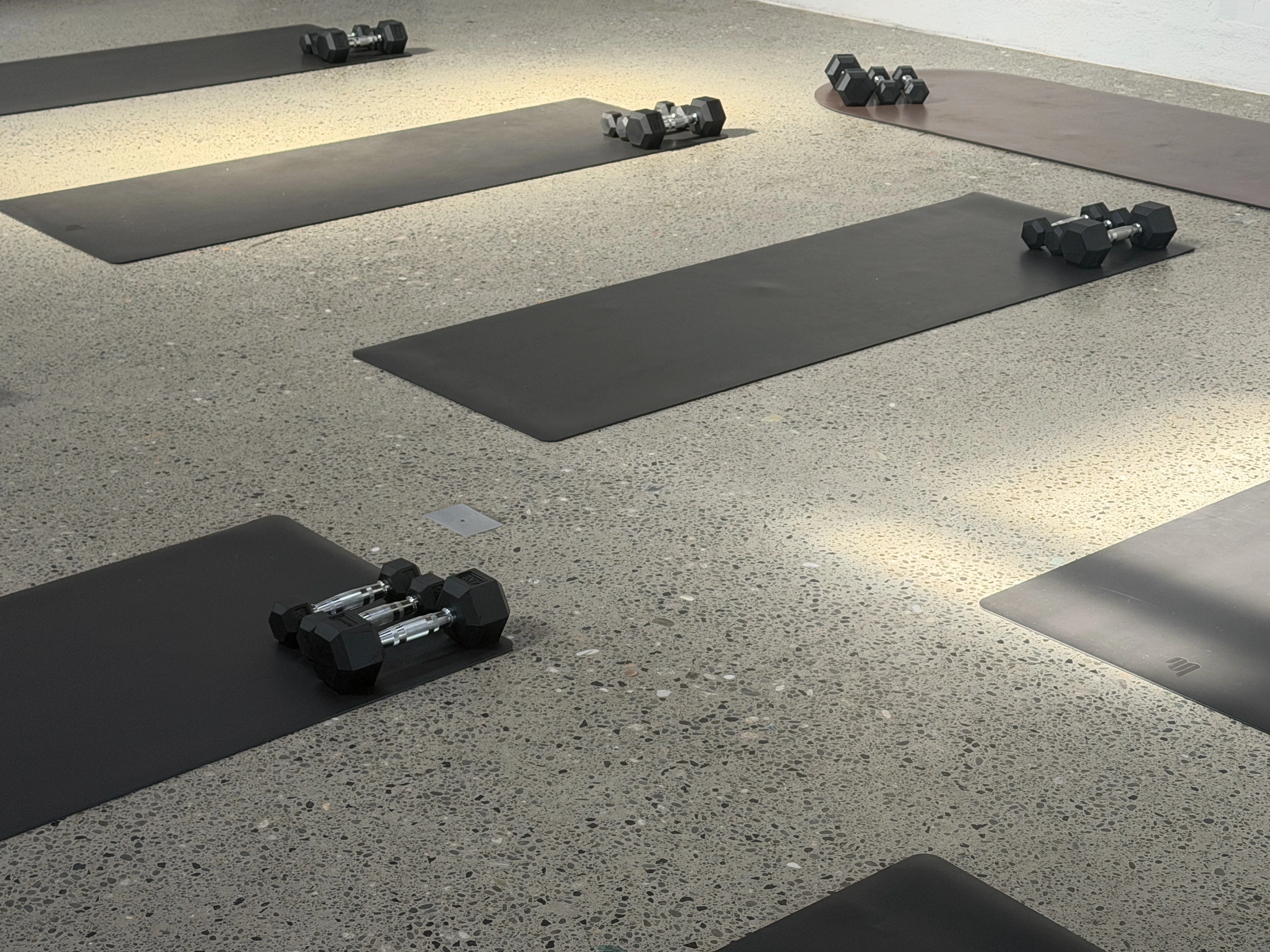 A picture of Studio Santé studio with Pilates mats