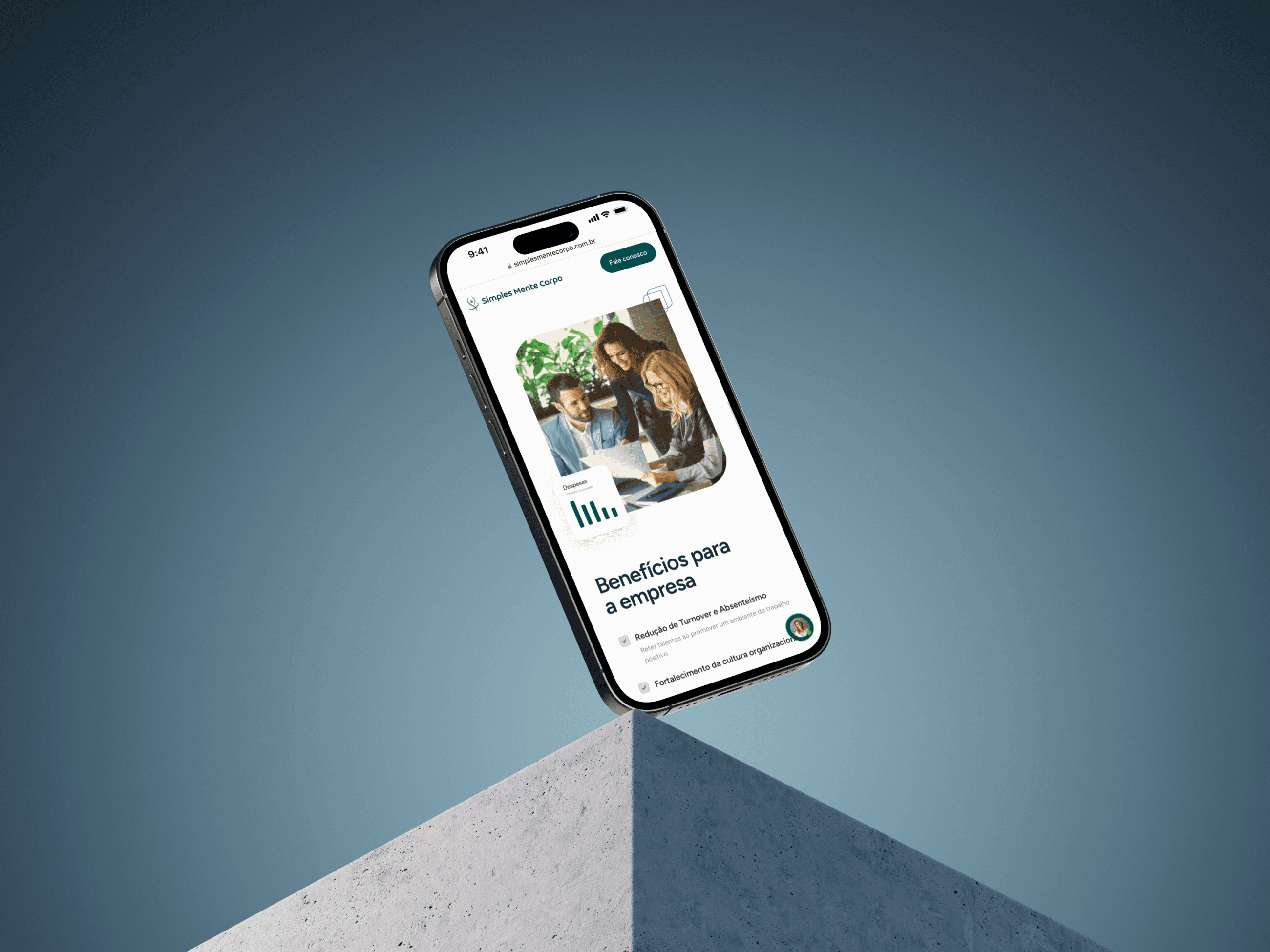 Mockup mobile da página inicial do site Simples Mente Corpo.