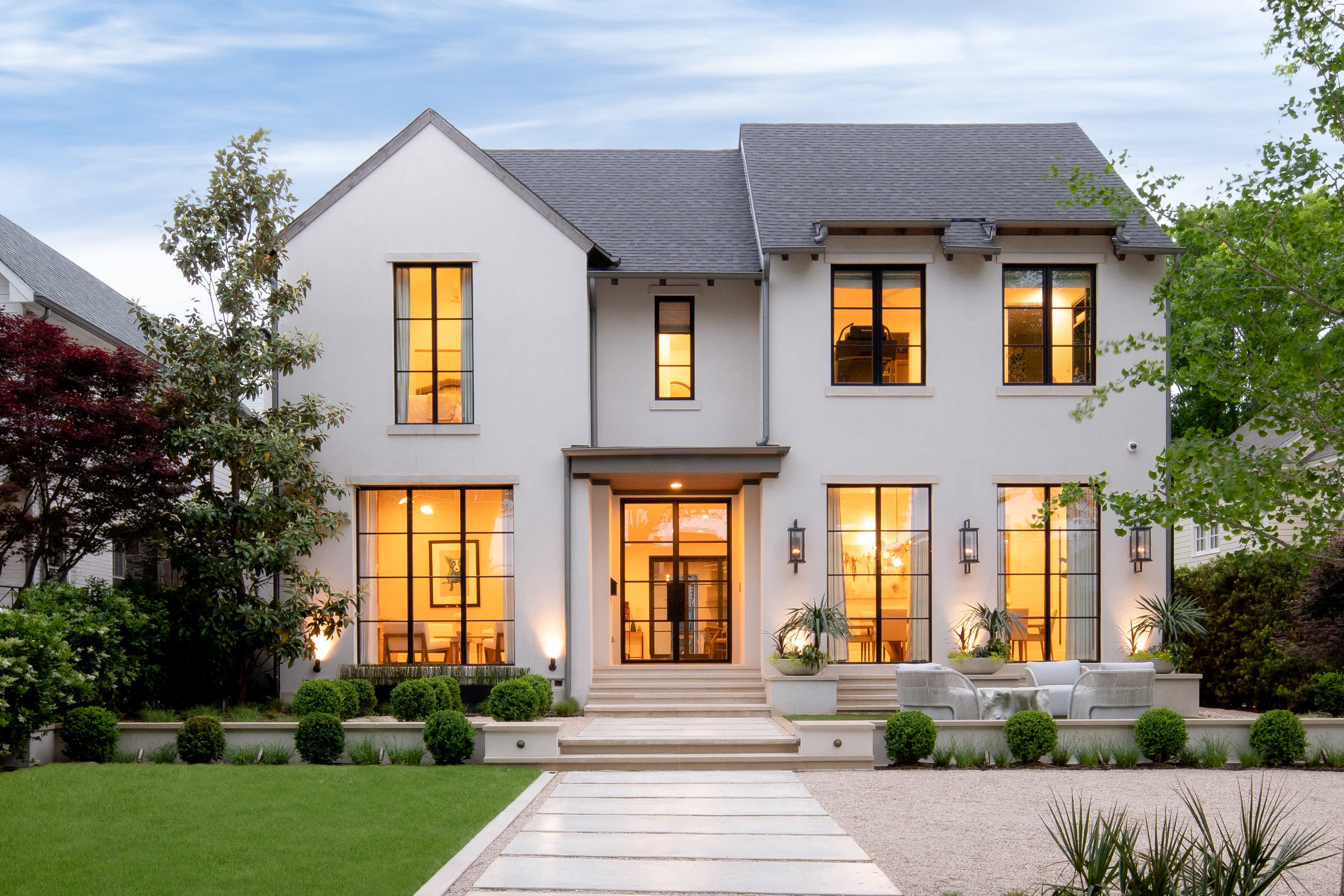 Luxury landscape design on a Highland Park TX estate by Blount Designs
