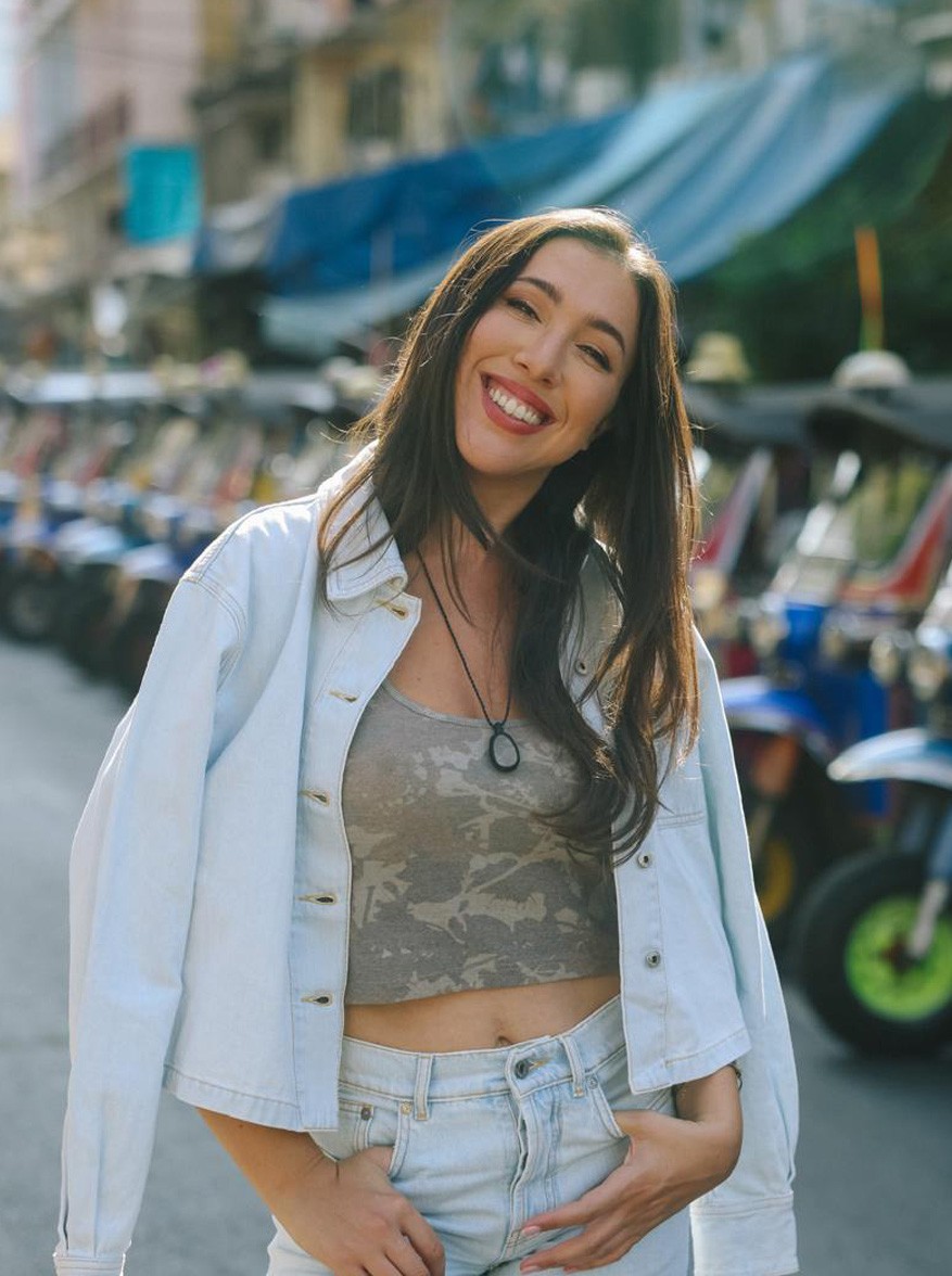 Alice Maudret portrait – clinical psychologist and spiritual business mentor