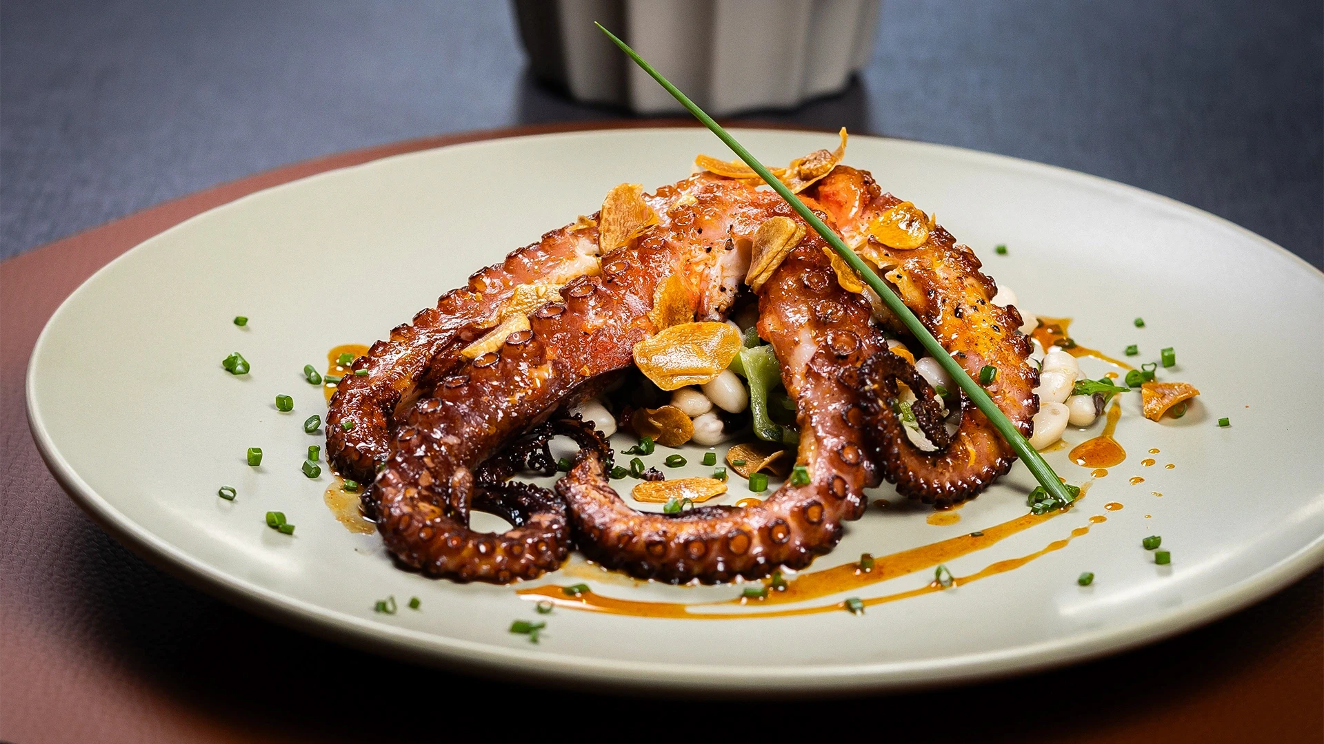 Dynamic picture of a cyclist riding downhill