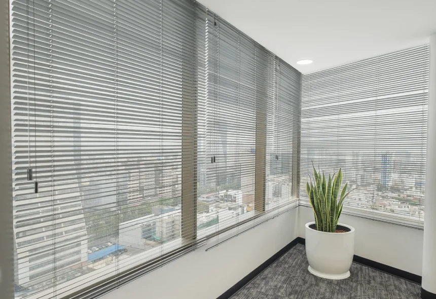 Cortinas para oficina Decorlux - Luz del Sur