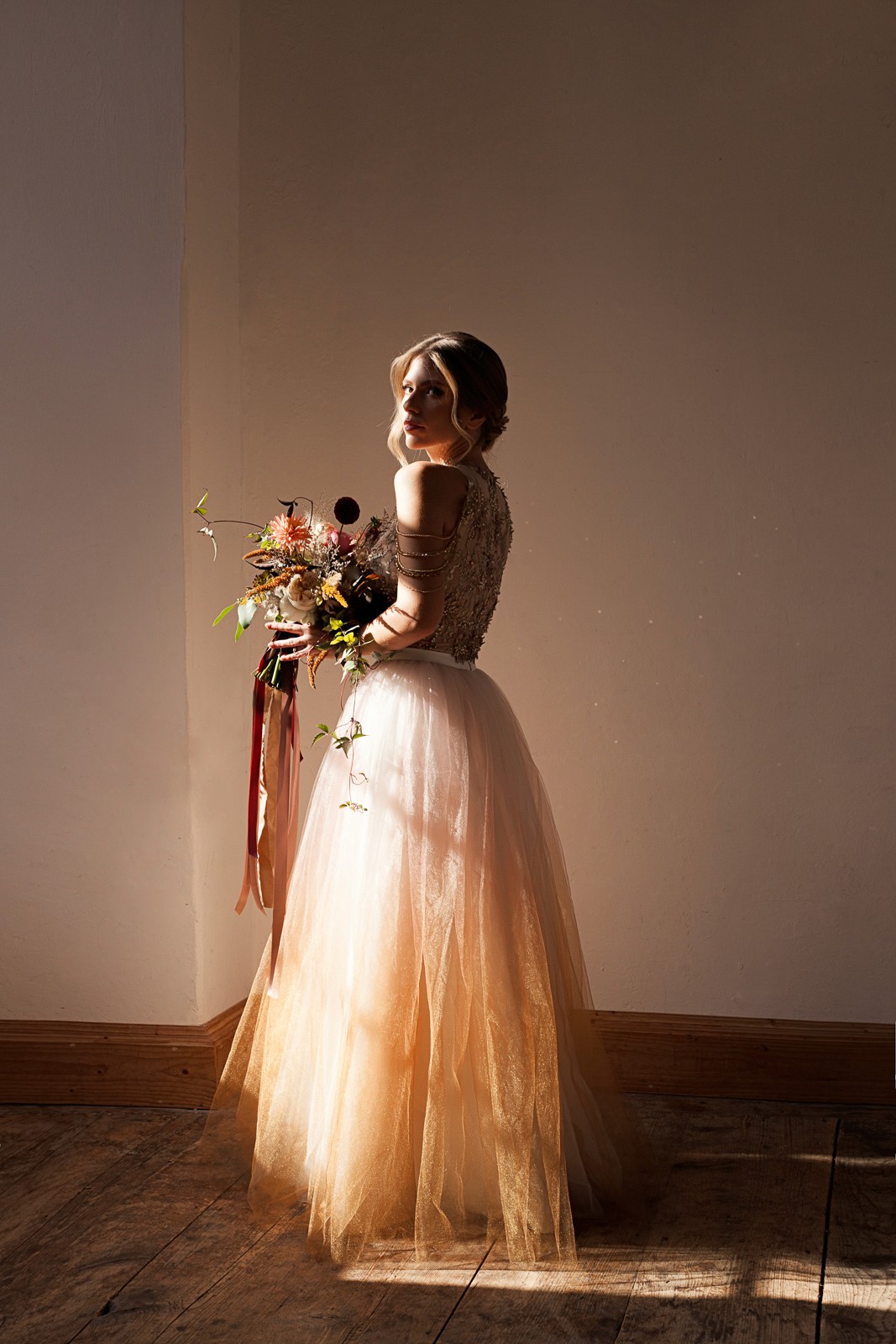 Braut vor Trauung Hochzeit Niederösterreich Schloss Walpersdorf