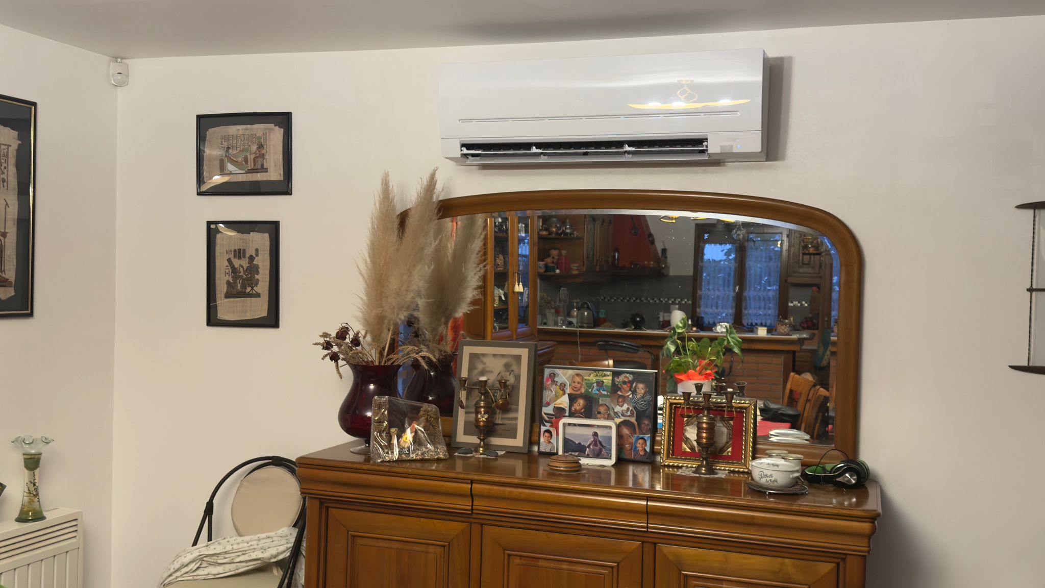 Photo d’installations sur Argenteuil - Clim Alain - Expert en installation de climatisation et pompe à chaleur à Argenteuil. Devis gratuit pour l'installation et l'entretien de votre système de climatisation. Service rapide et efficace !