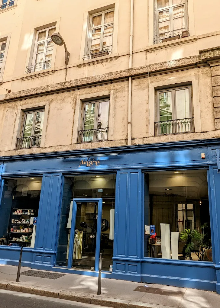 Studio Ana'e Lyon 2 hair salon