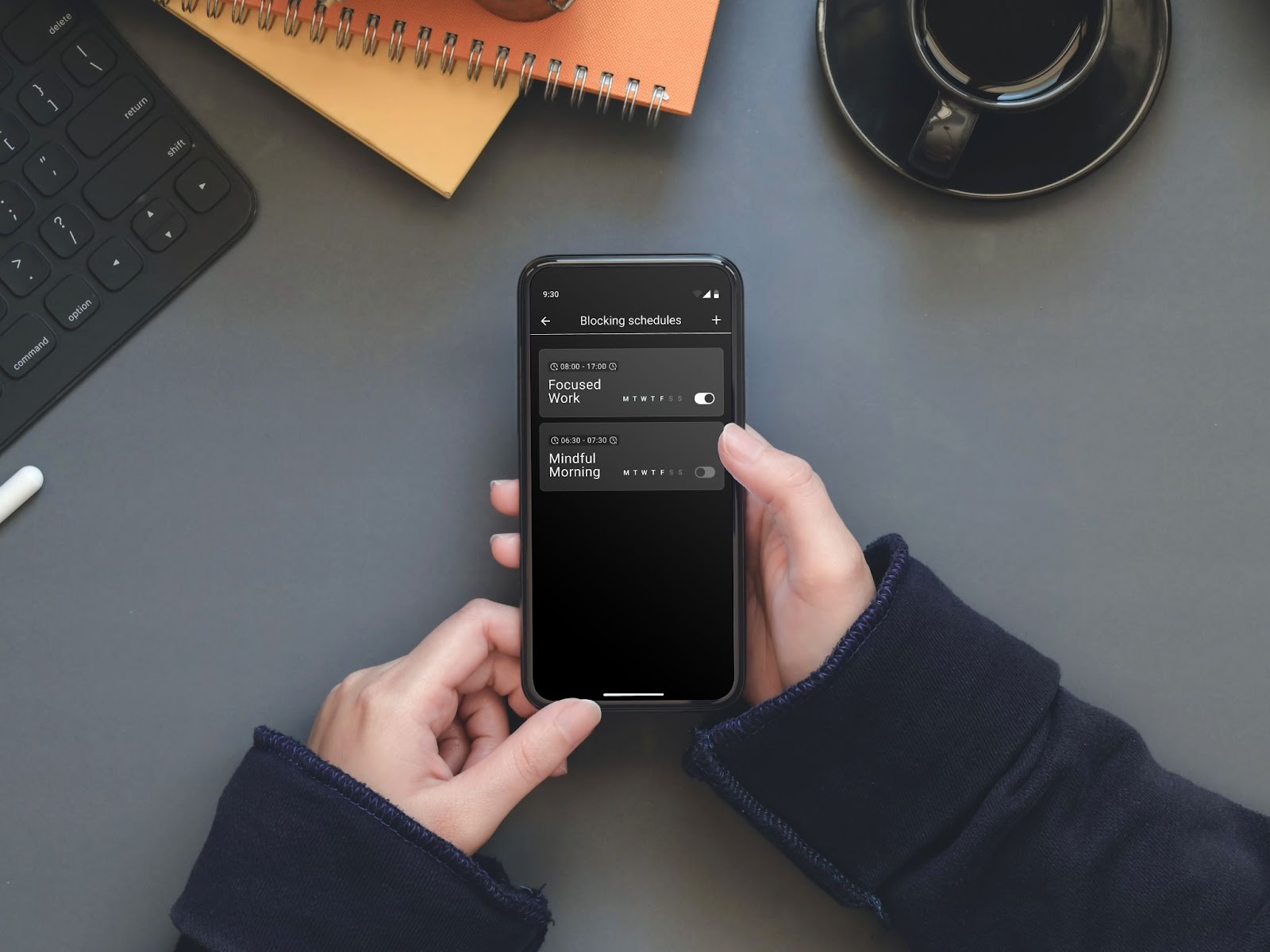 minimalist phone blocking schedules feature for Focused Work and Mindful Morning.