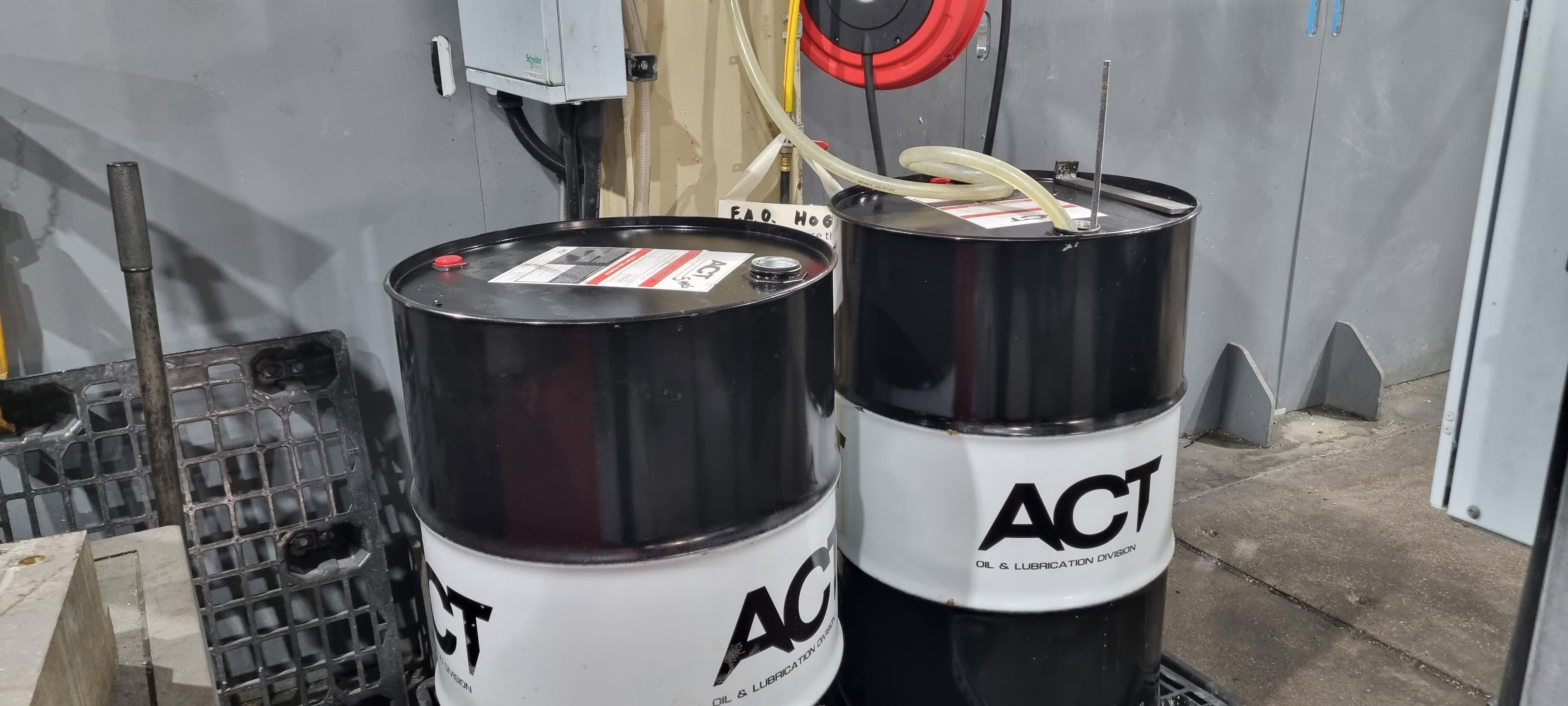 Metalworking fluid