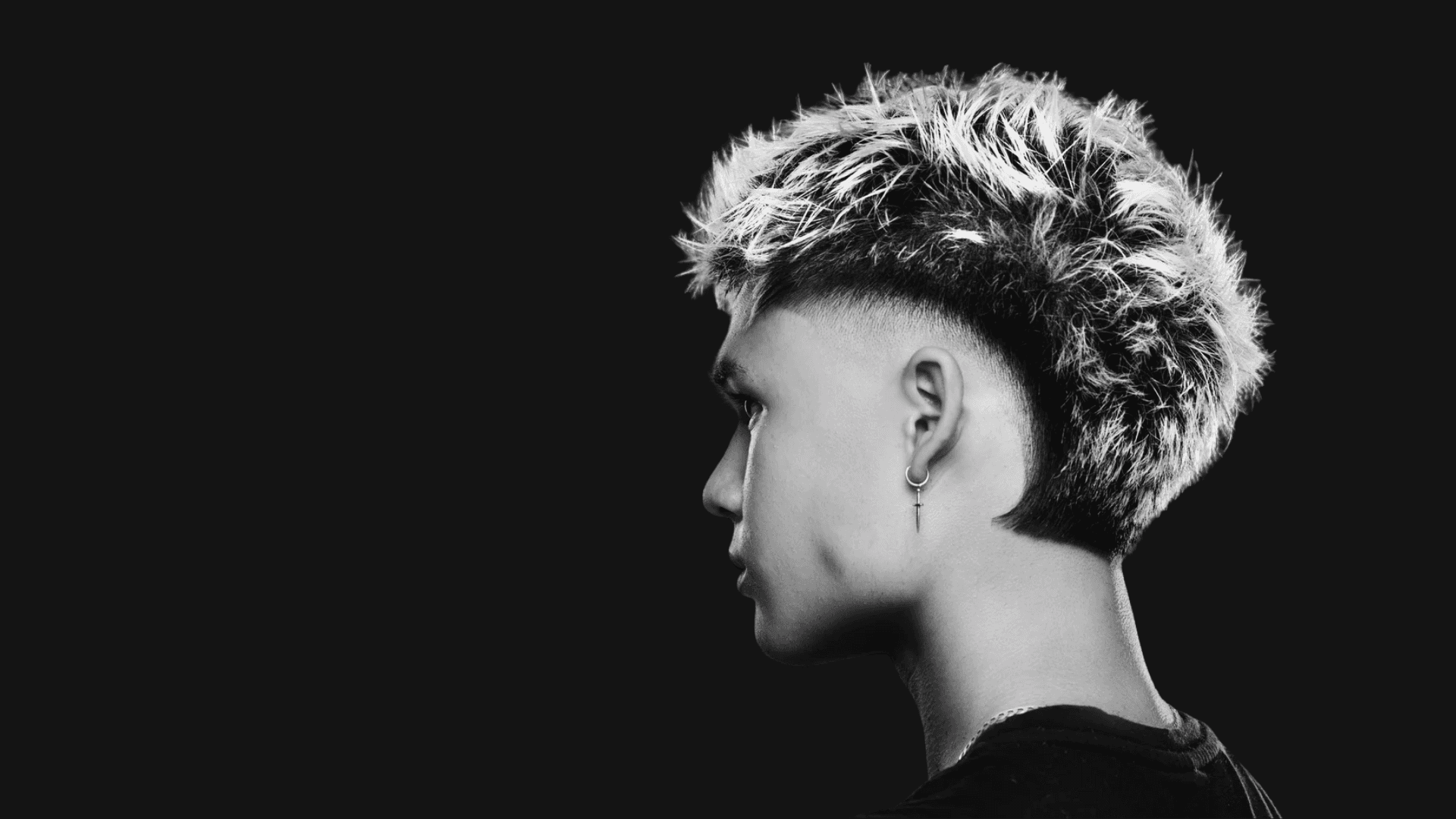 MENSPIRE Dubai - Men's Salon and Barbershop Precision Haircut