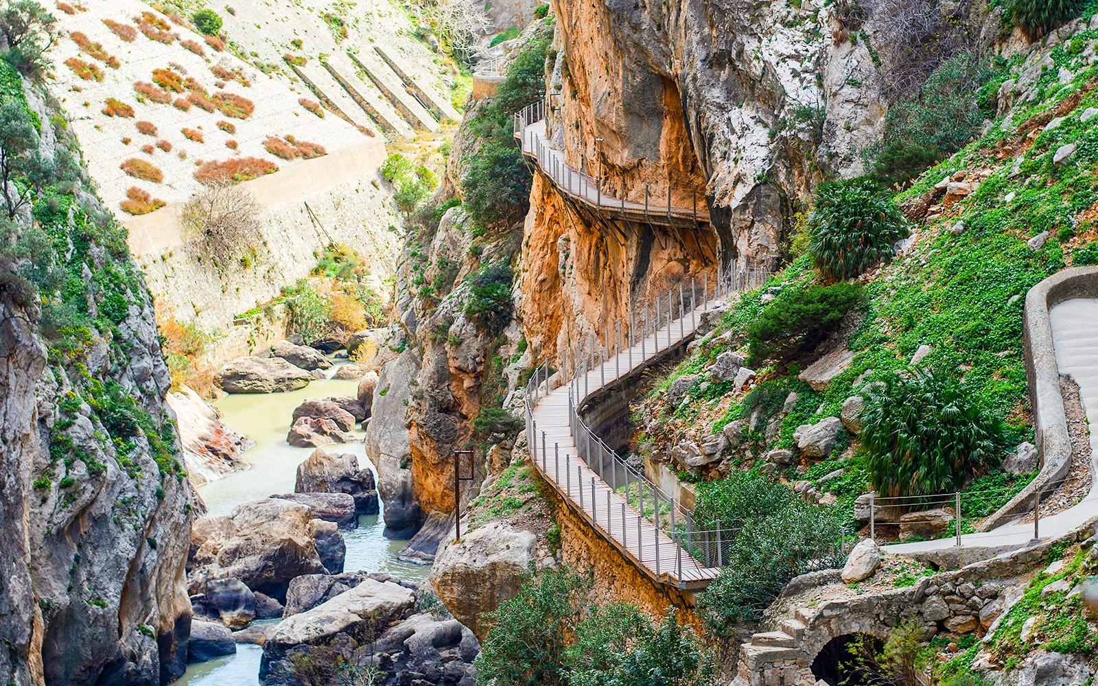 Caminito del Rey walkway along steep cliffs in Málaga, Spain.