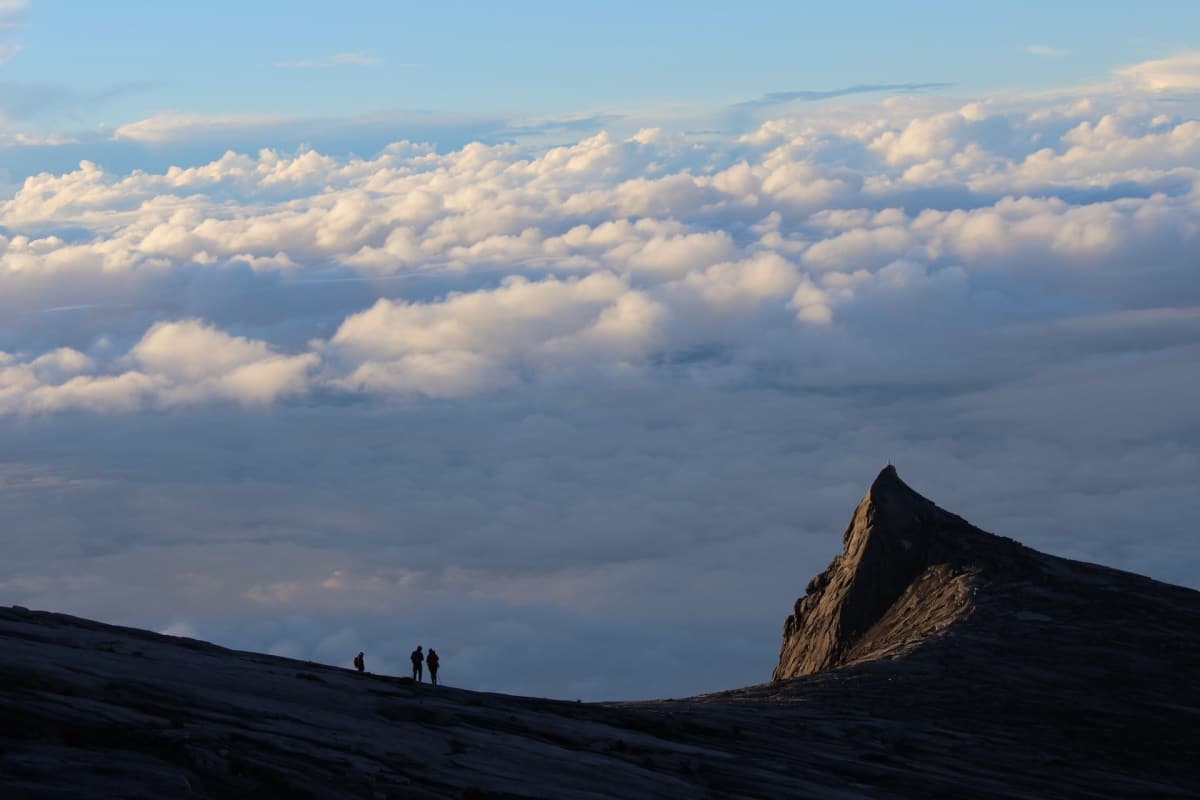 best mountains for beginners to climb - kinabalu