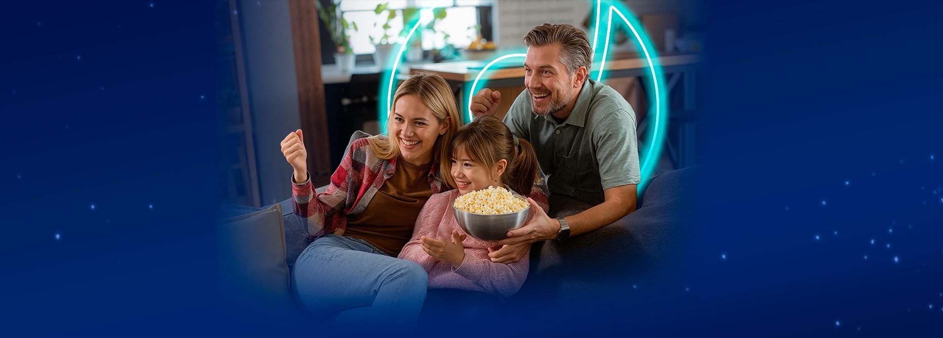 Imagem família feliz assistindo filme