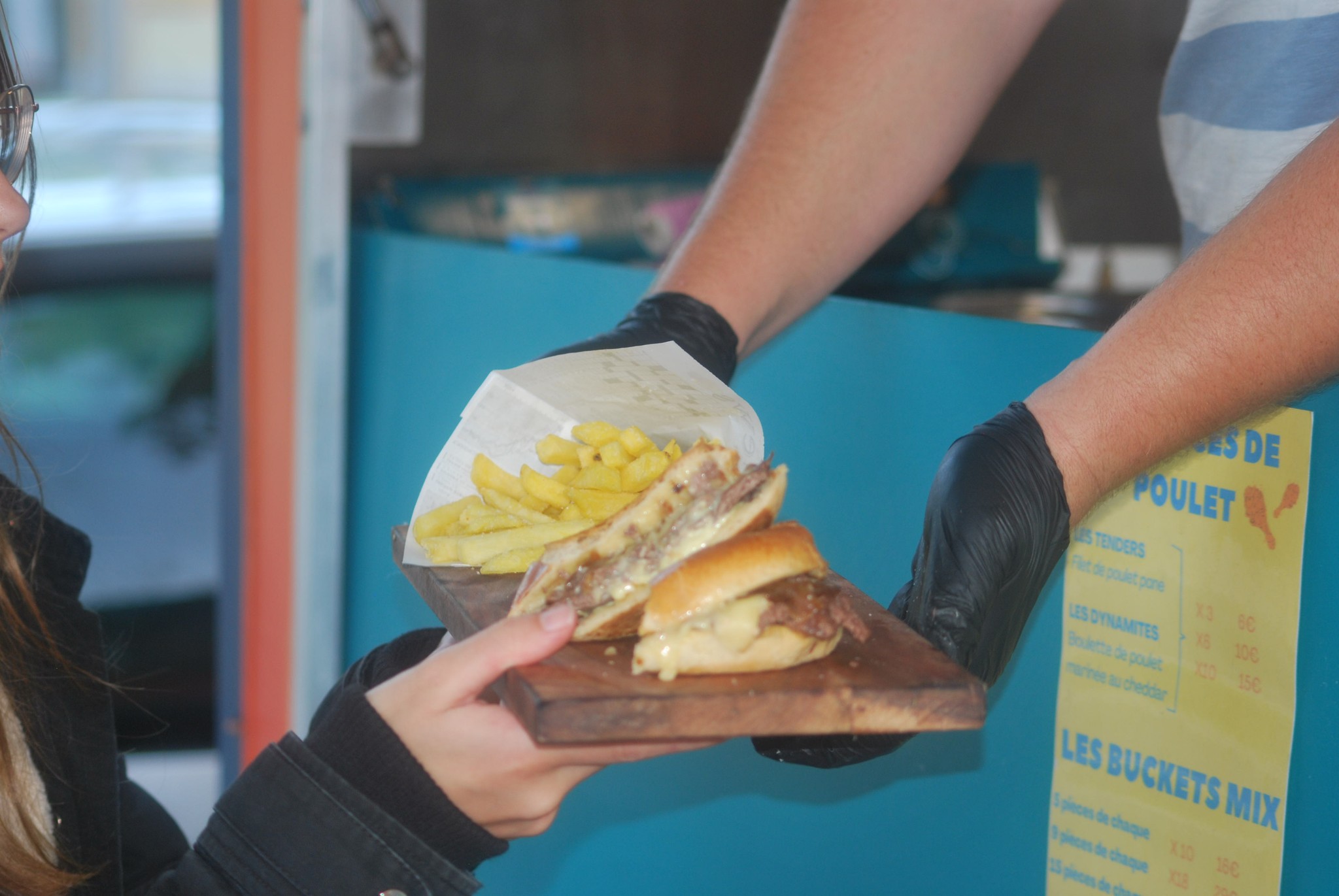 service chicken love