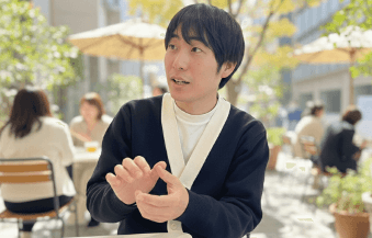 メディコレWEB導入事例：ウェルモット製薬株式会社様のインタビュー風景