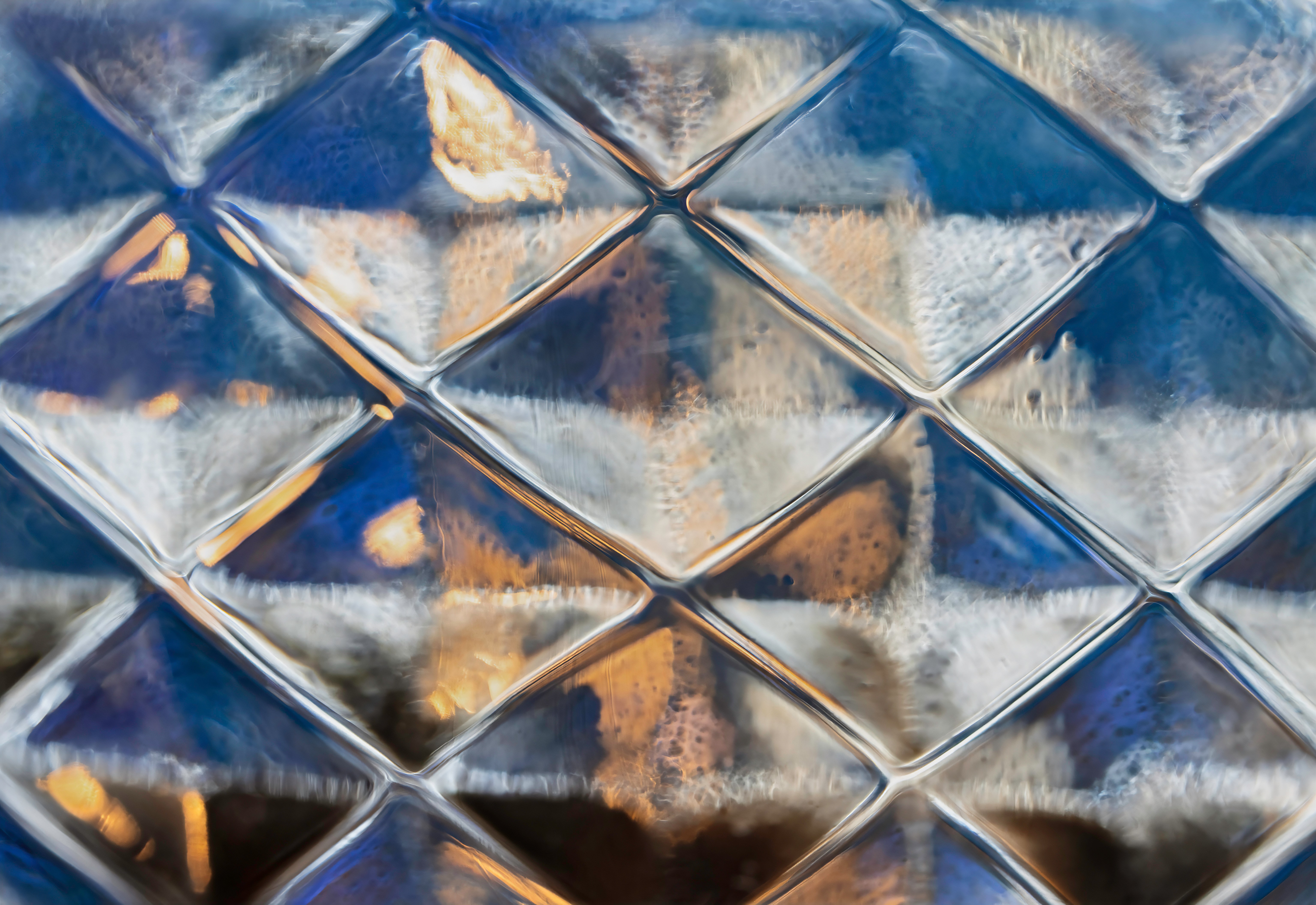 A surface of thousands of individual elements