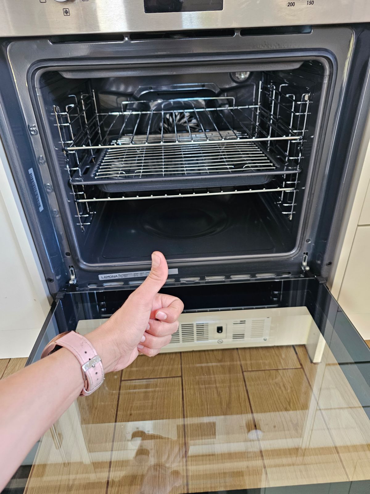 Oven