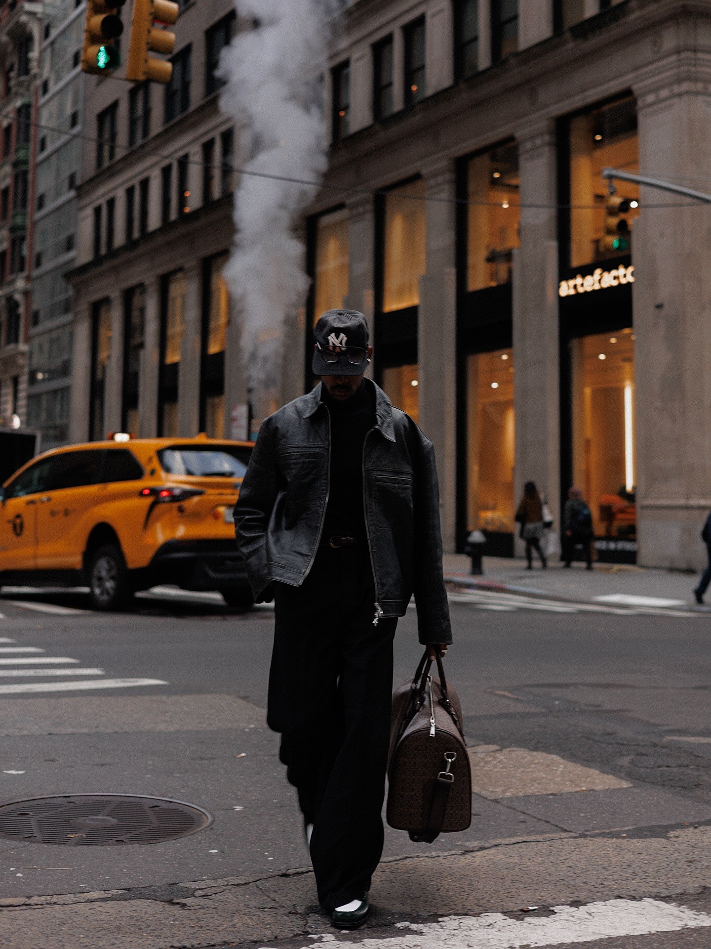 a bunch of tables and chairs that are set up