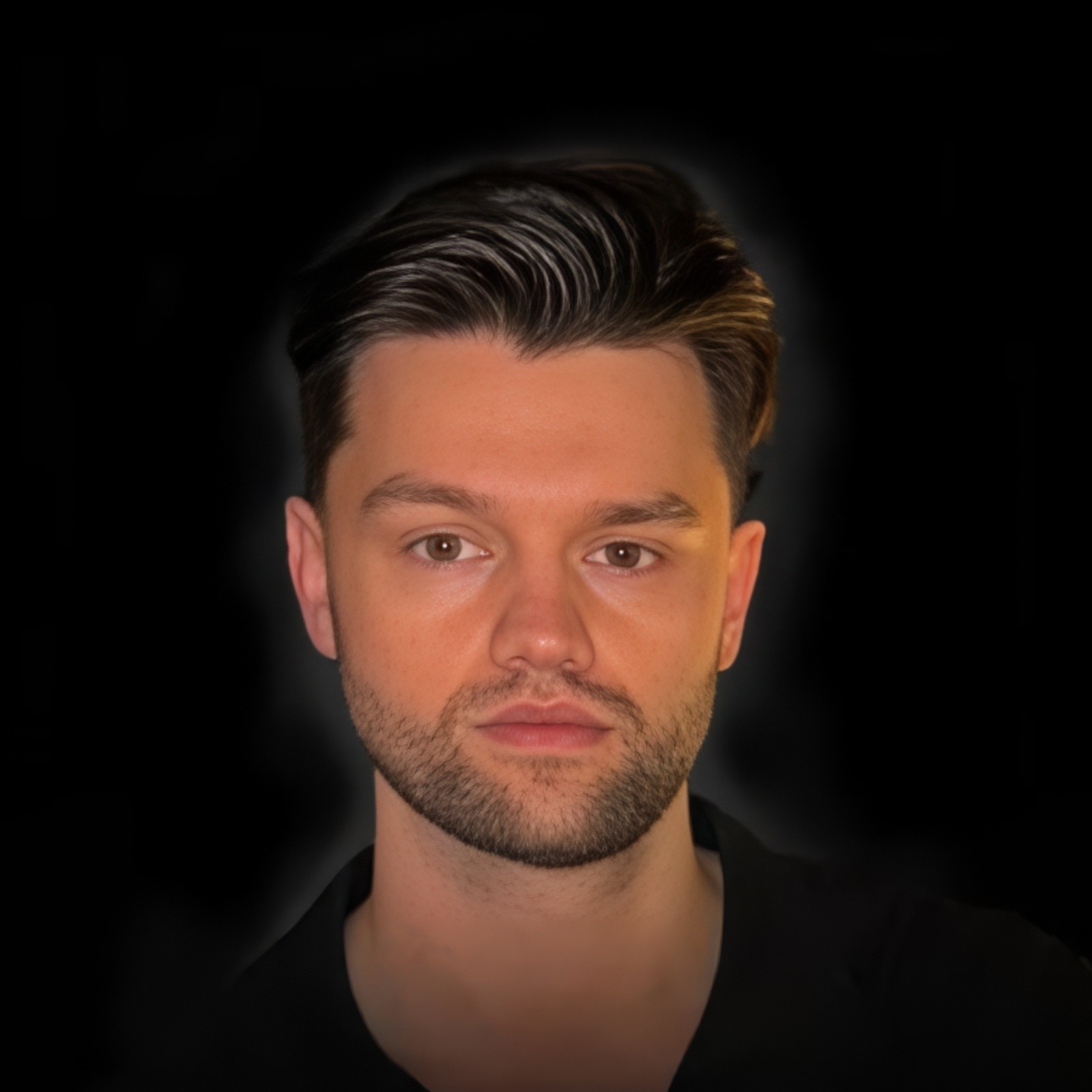 Portrait of Rafal Lojtek, CMO and Co-Founder of Linqa.