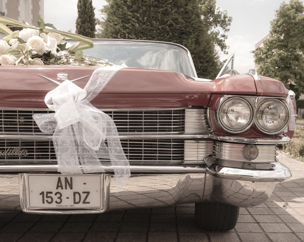 Album photo de luxe — French wedding photographer Paris — luxury wedding book France — Maison Elion — relique photographique rare — fragment intemporel — rituel artistique — photographe mariage haut de gamme — Seine-et-Marne 77 — album mariage bespoke sur mesure — timeless photography France — image symbolique — luxury French wedding photography