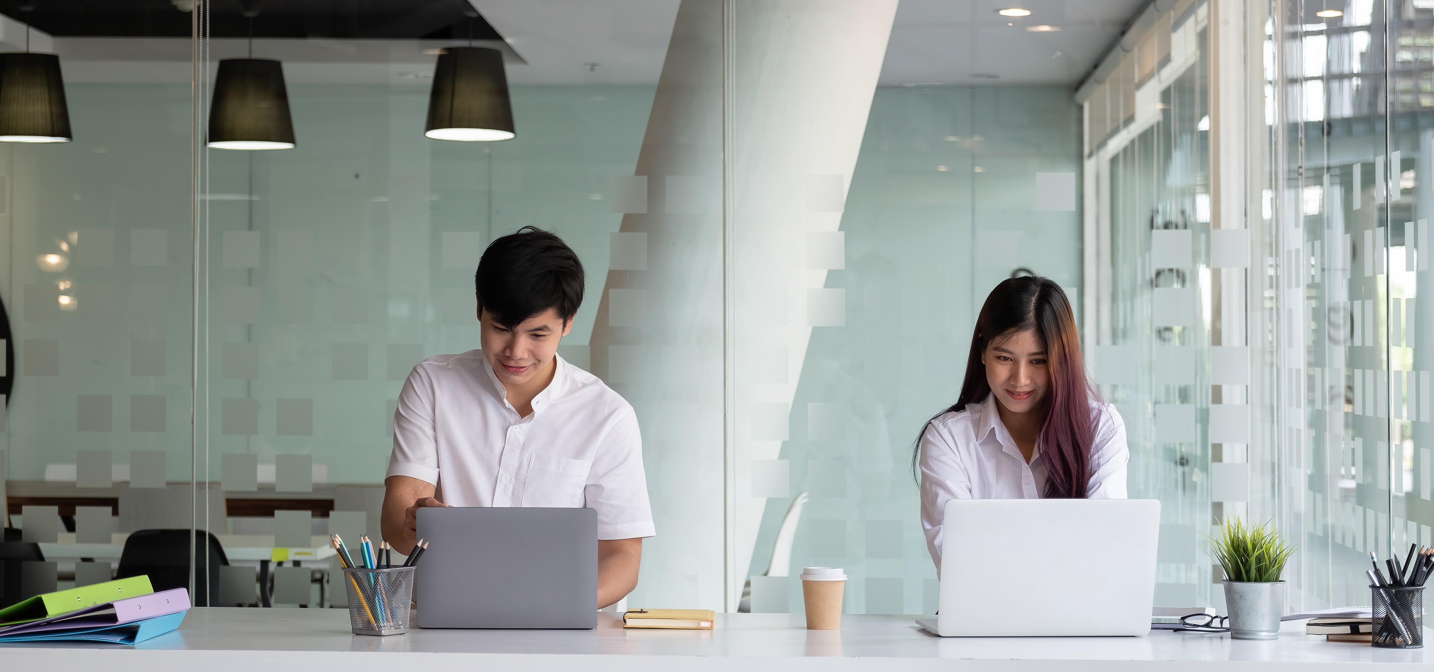 Freelancers working together