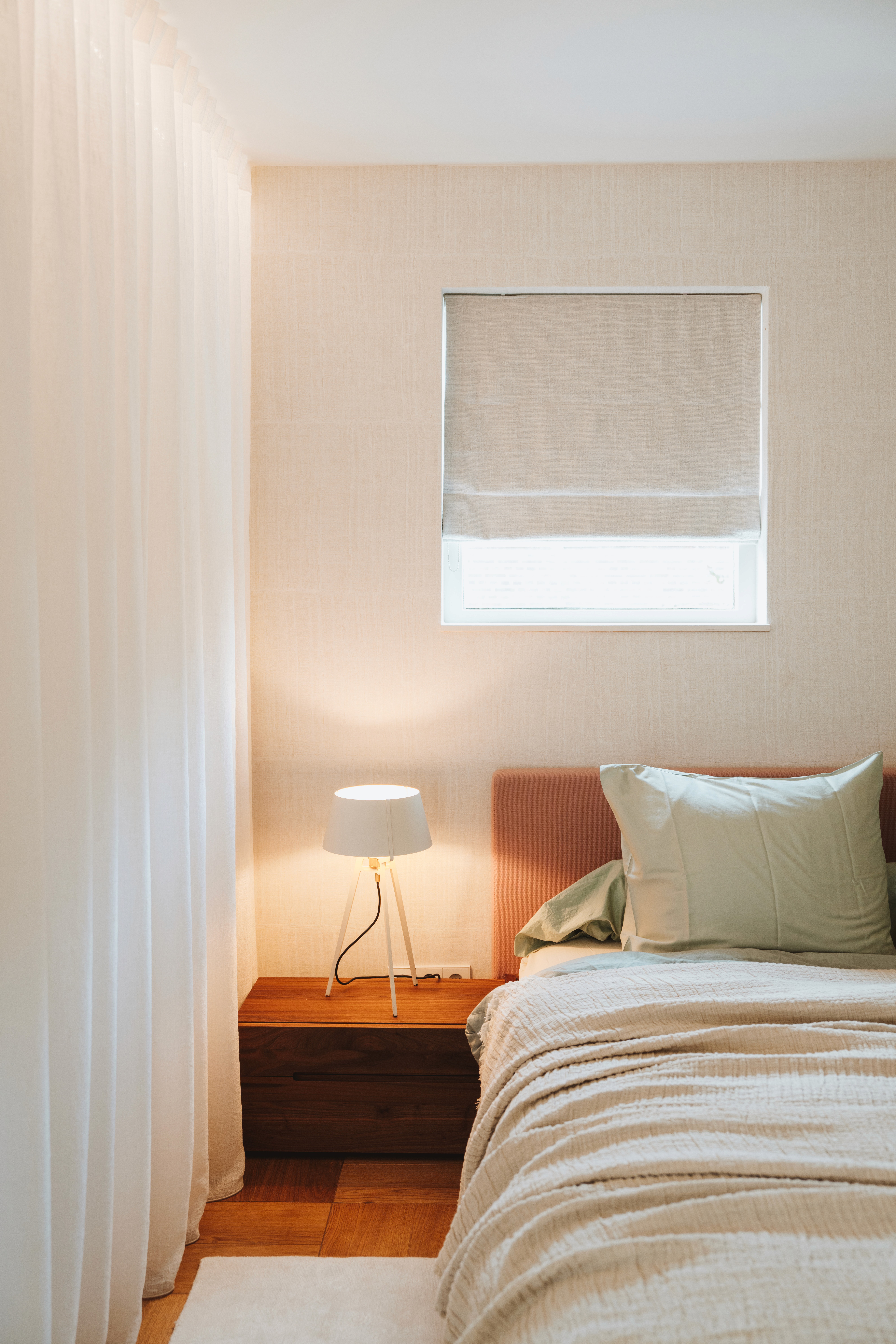 Quit Elegant Bedroom