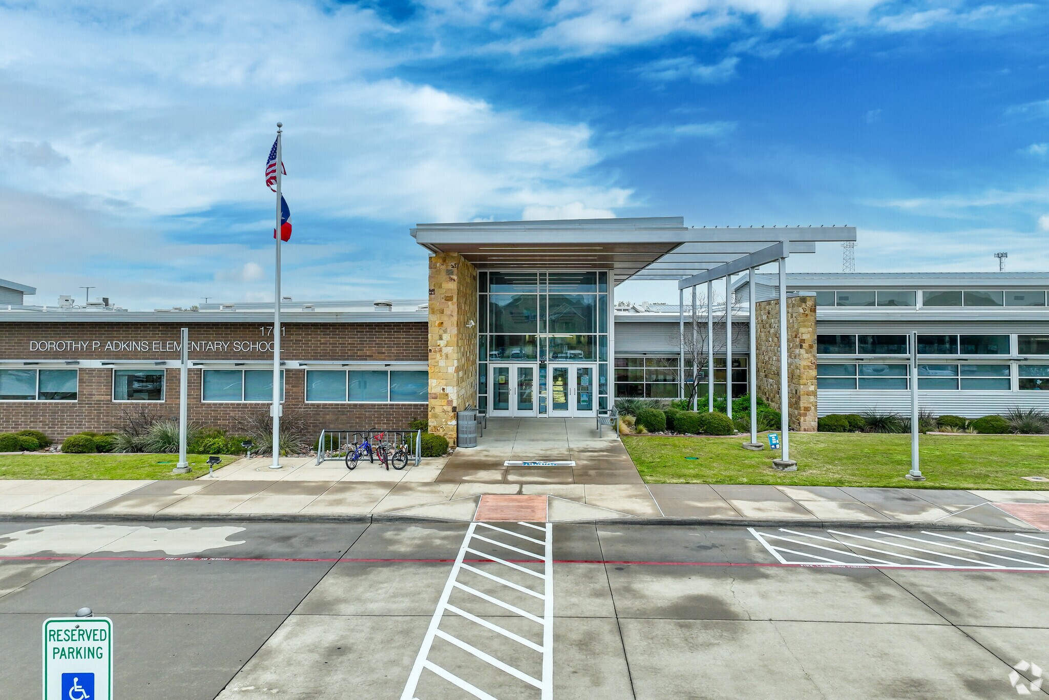 elementary school in lantana tx