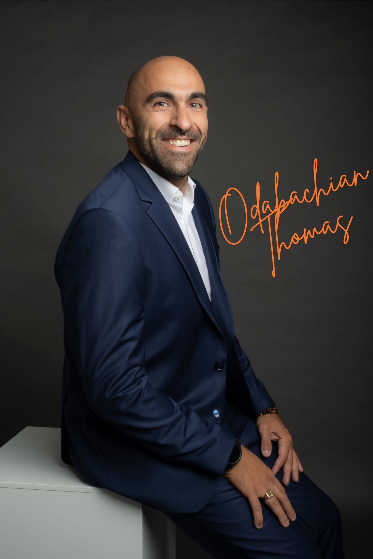 Expert financier spécialisé dans la gestion de crise et le retournement d'entreprise industrielle.