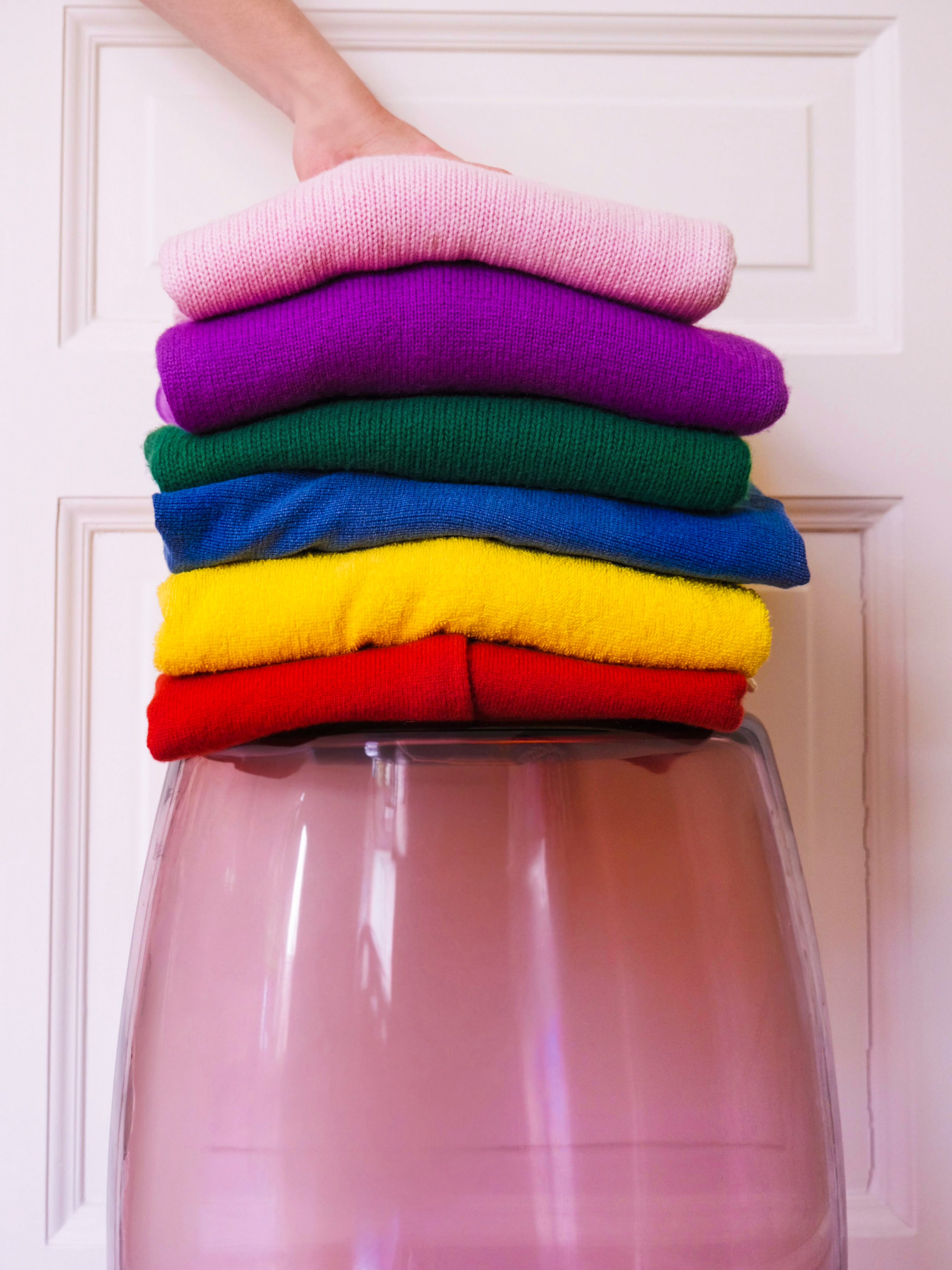 Colour samples on a pink Tavolino