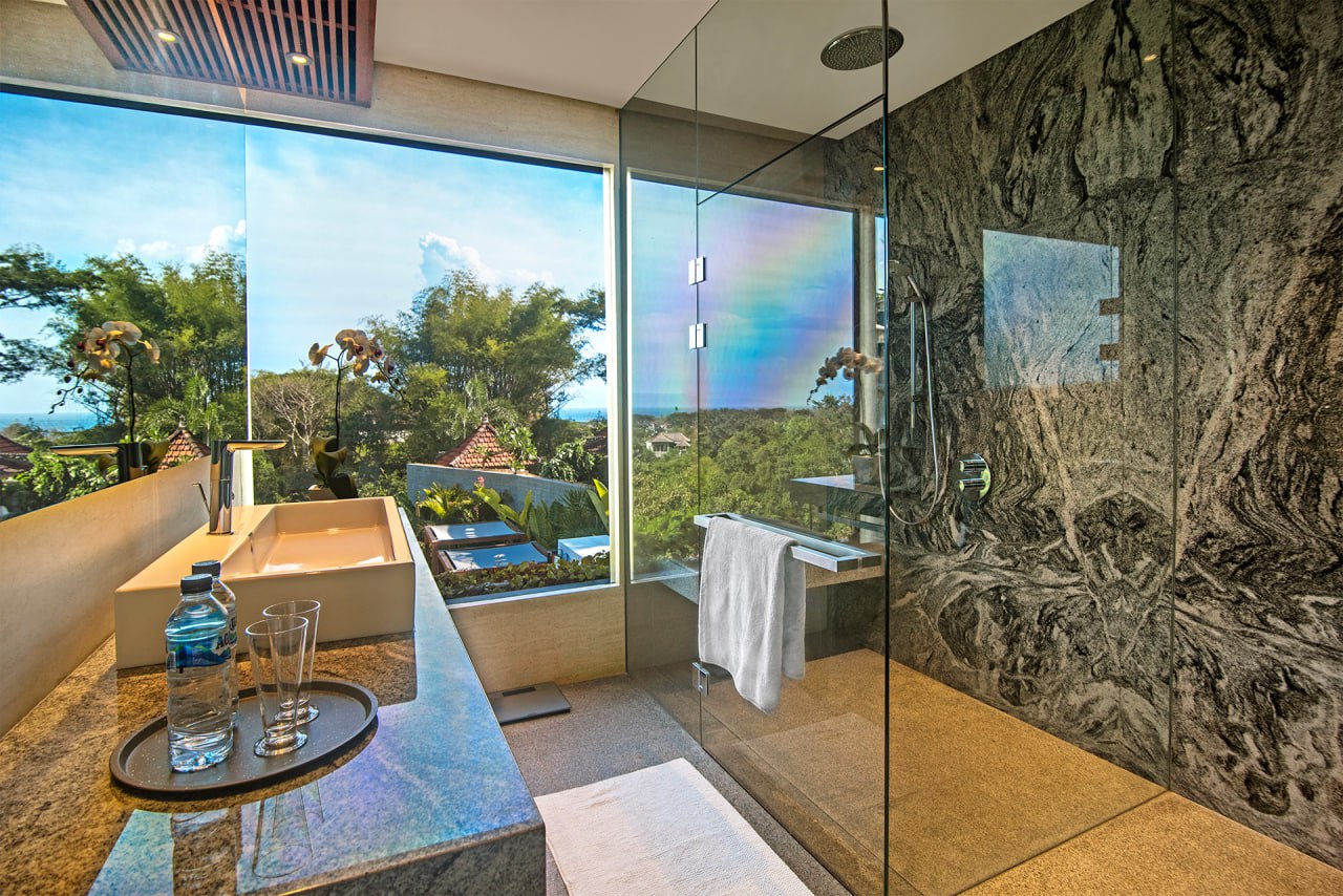 A premium 6-bedroom freehold mansion in Keramas