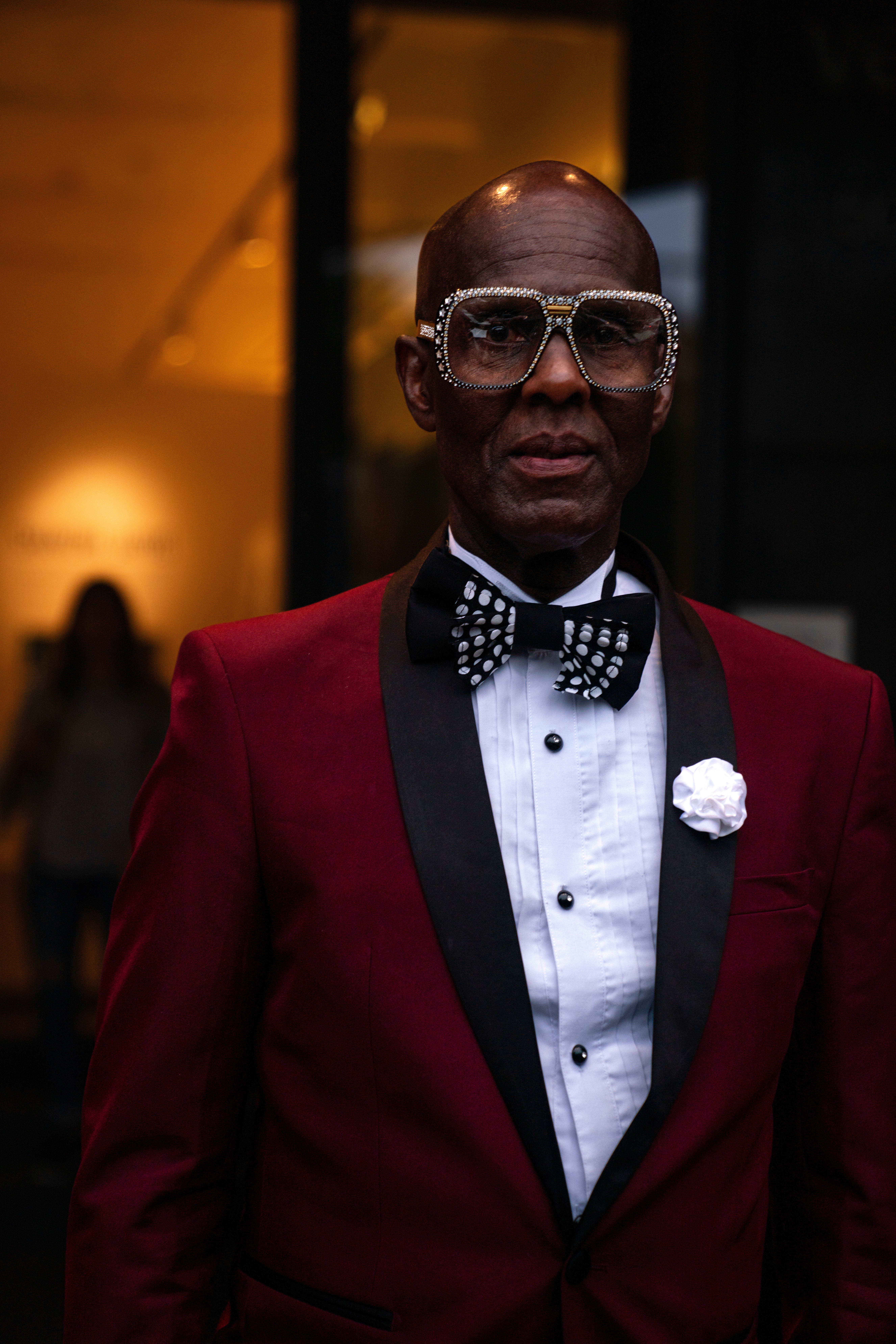 Dapper Dan poses for photographer