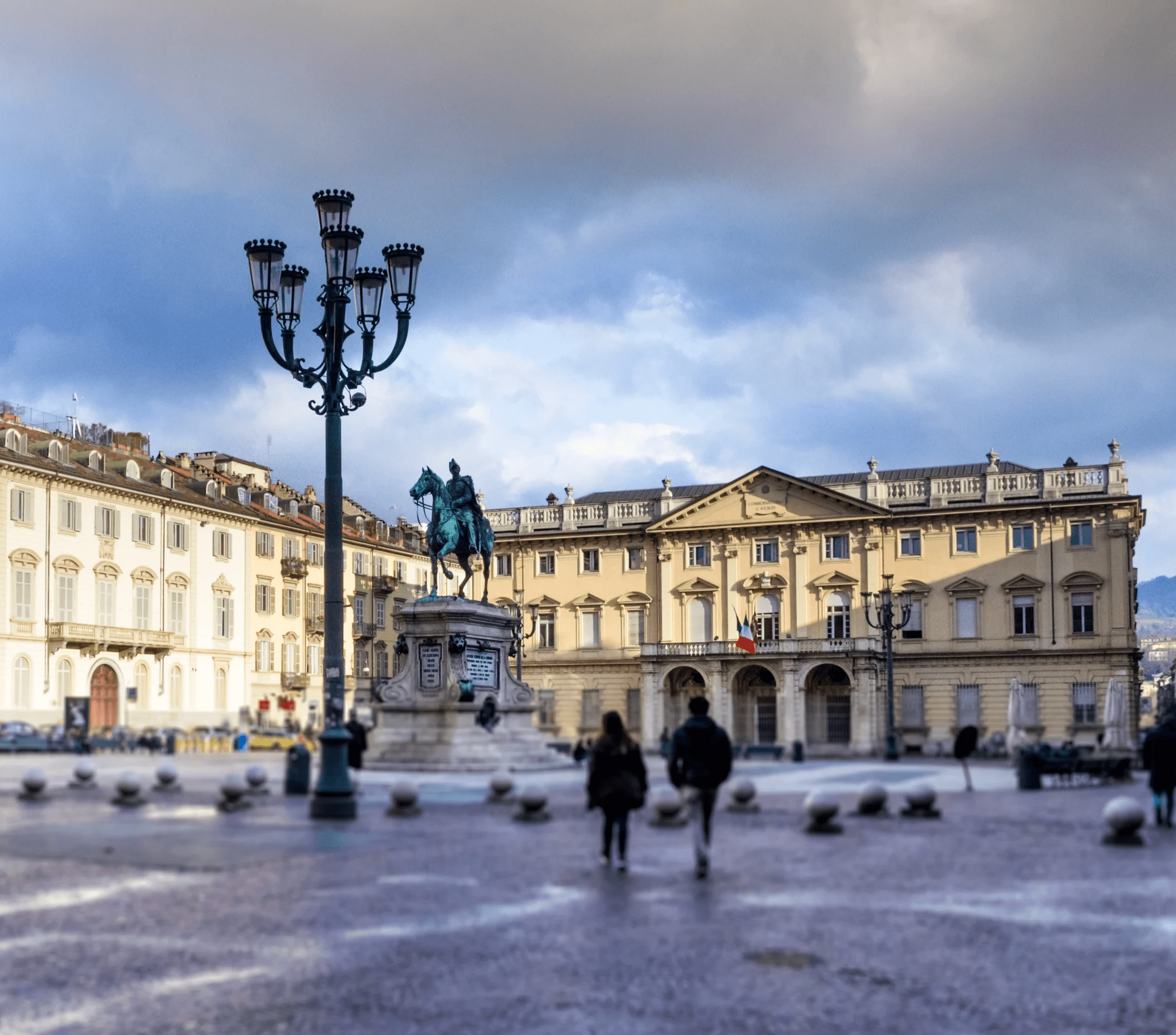 Immagine che rappresenta un soggiorno luminoso e accogliente