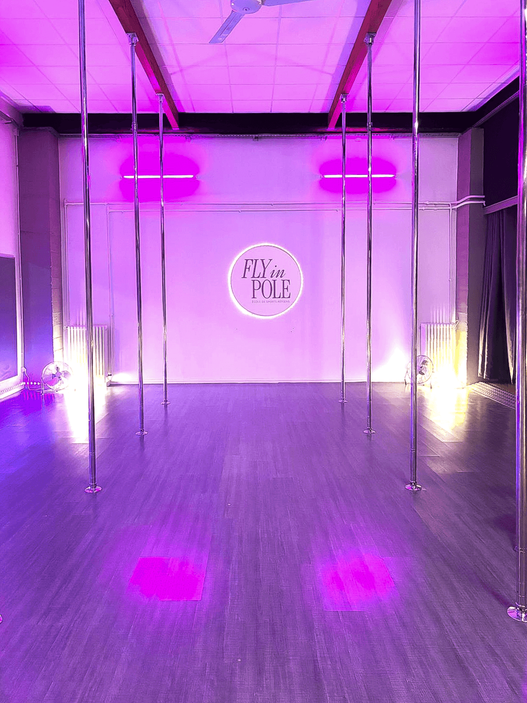 Studio Fly In Pole à Villefranche, espace dédié à la pole dance