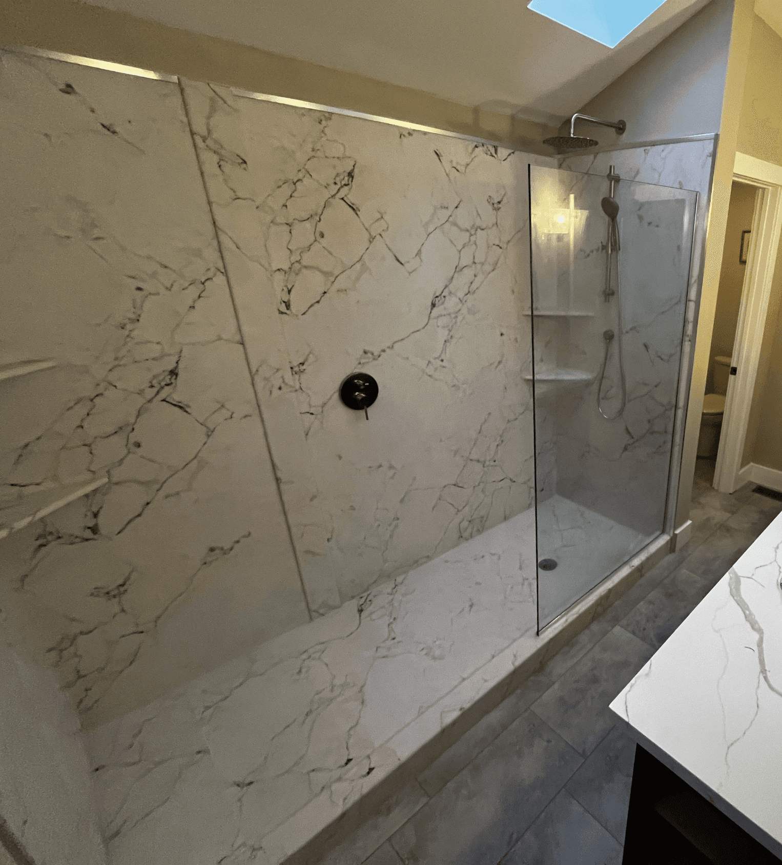 Bellevue frameless glass Shower Service