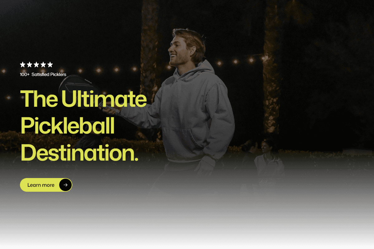 Portfolio sombre avec une typographie grasse, des lignes de grille visibles et une carte de projet orange vif pour « Bizz Buzz ».