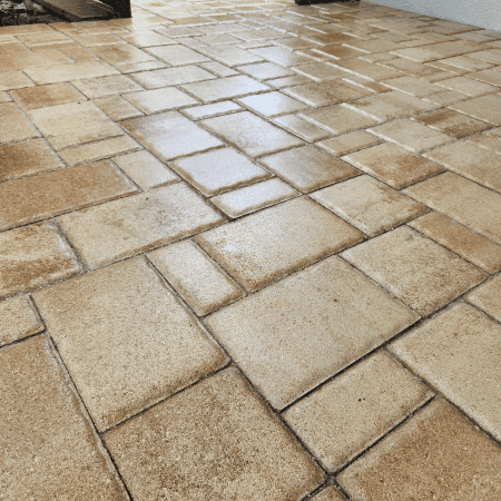 Sealed pavers in Ormond Beach, FL