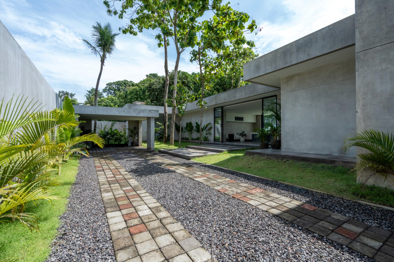 4-bedroom villa with rice field views in Kaba Kaba