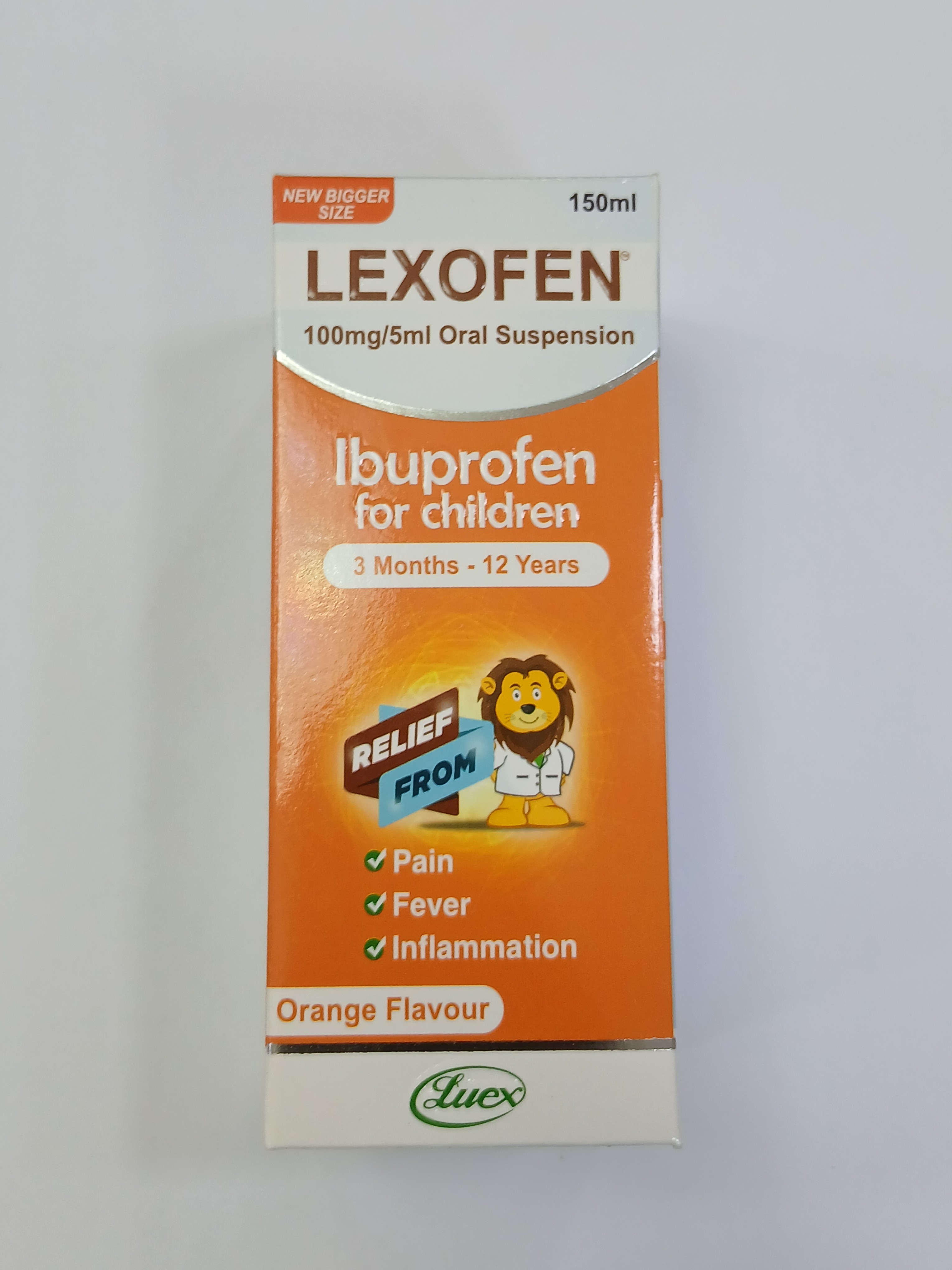 White cardboard box packaging for an orange-flavored oral suspension displays a 150 milliliter bottle with an orange and white label featuring a lion graphic and text indicating it is for children aged 3 months to 12 years.