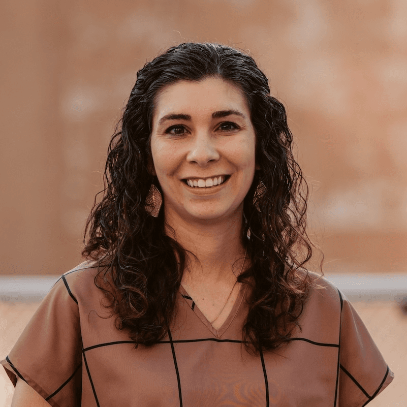 Kristin Toth, The Riapos Team in Pittsburgh, PA