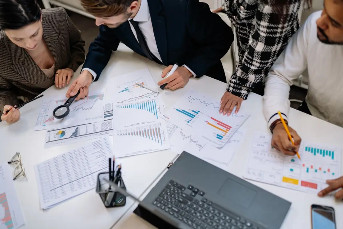 Demand Forecasting Methods in Fashion Supply Chain