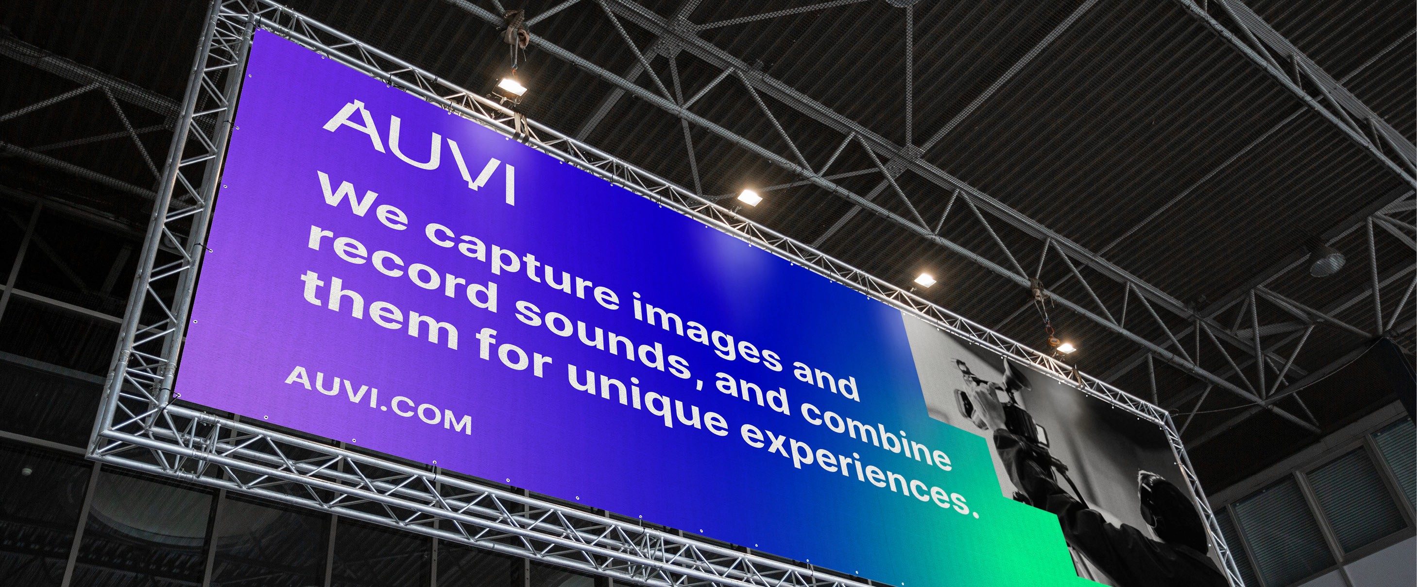 Banner design AUVI by Typefool