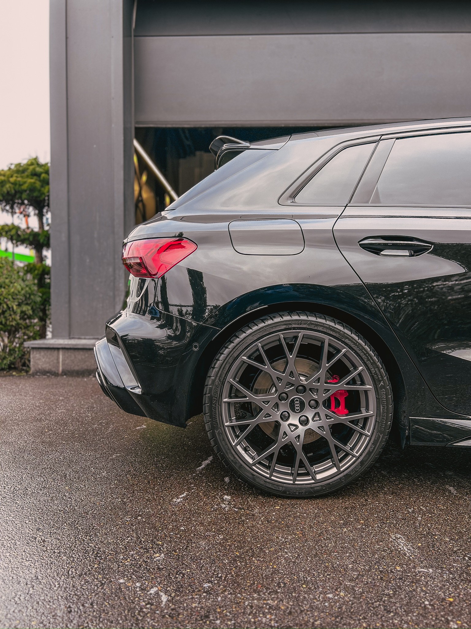 Maserati zijkant