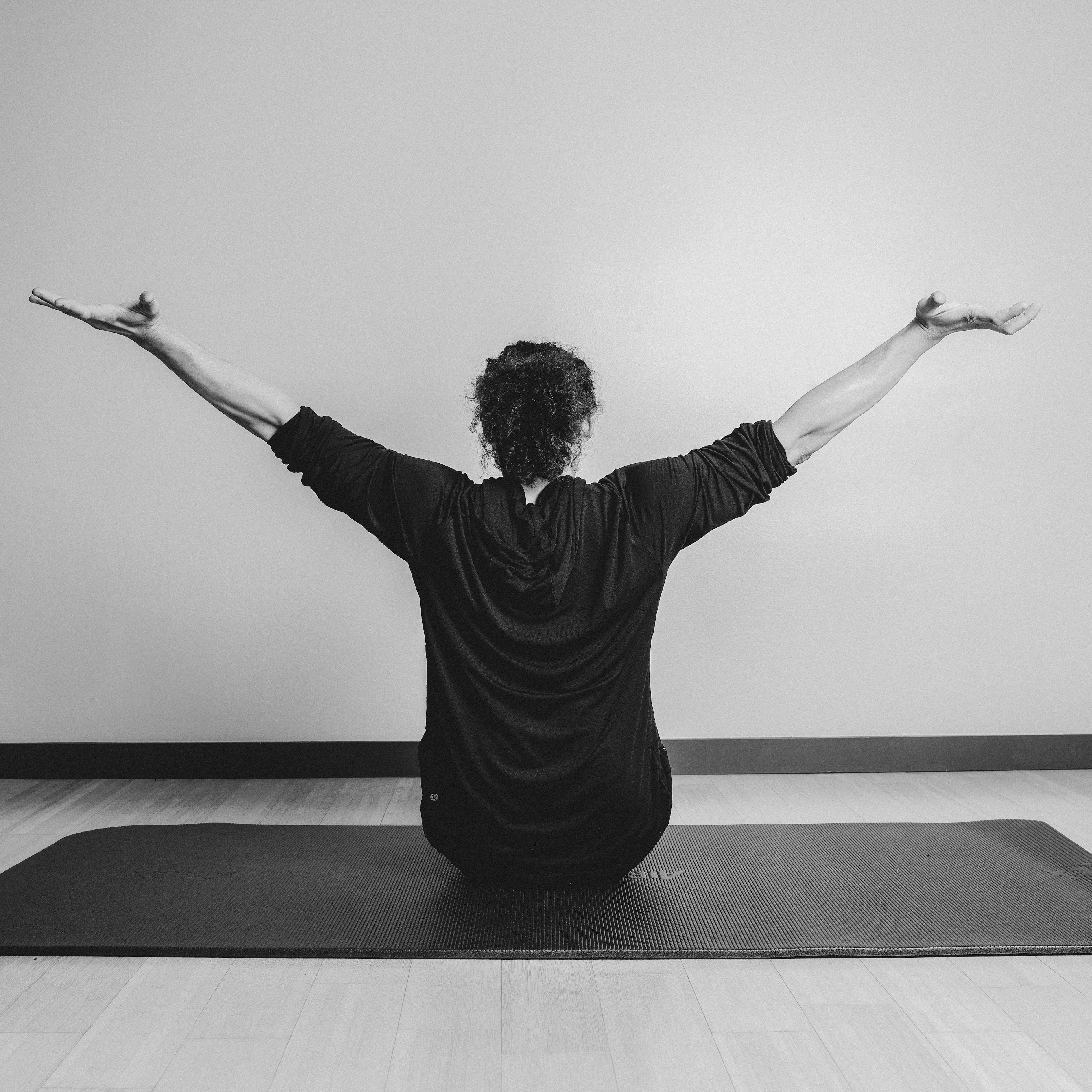 Coach explaining stuff to an athlete